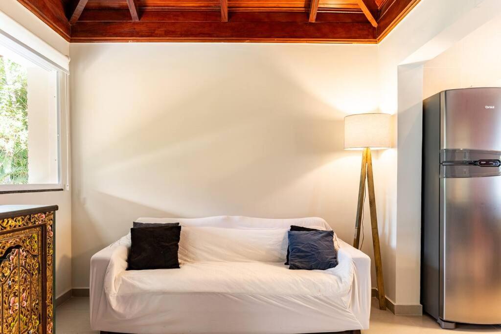 Villa Ubud - Casa com piscina privativa e vista para o mar em Ubatuba