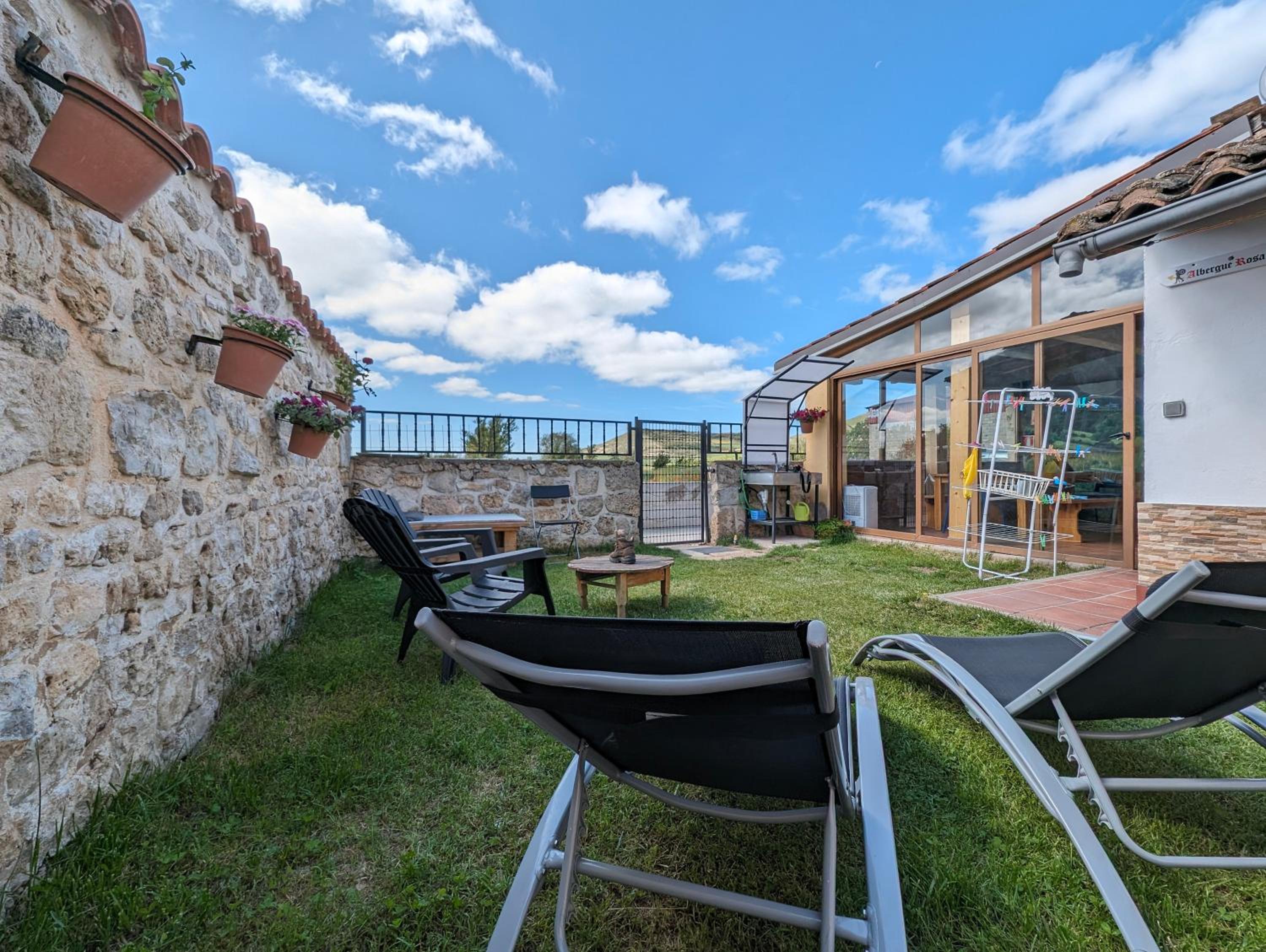 Albergue El Alfar/Pilgrim Hostel