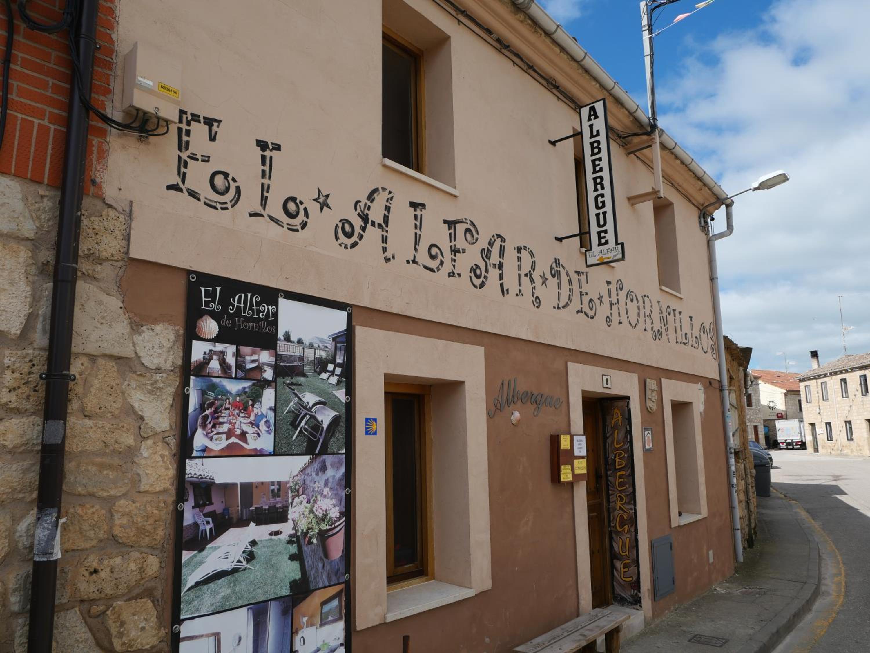 Albergue El Alfar/Pilgrim Hostel