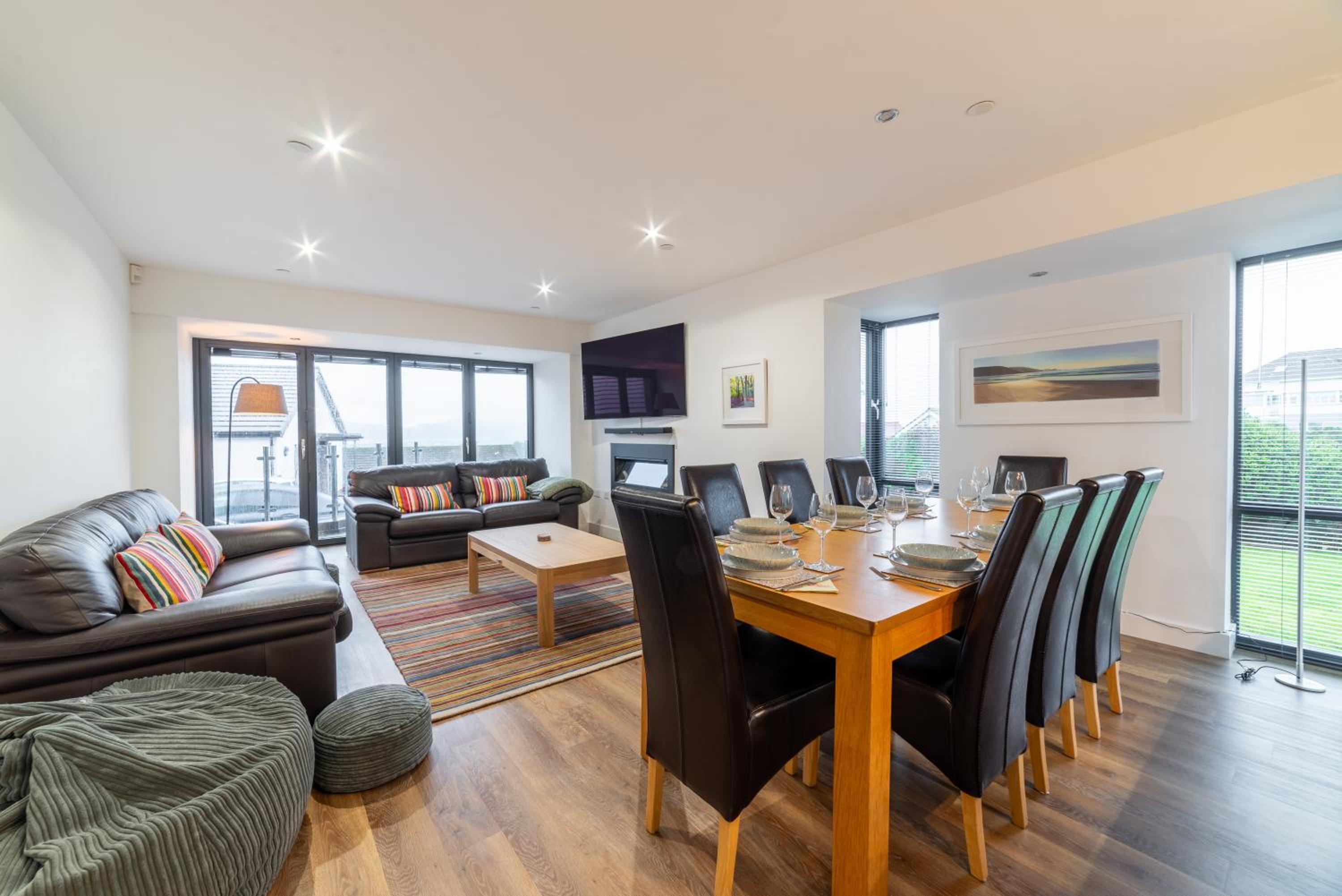 Gardd Y Llys Luxurious Family Retreat with amazing views view 5