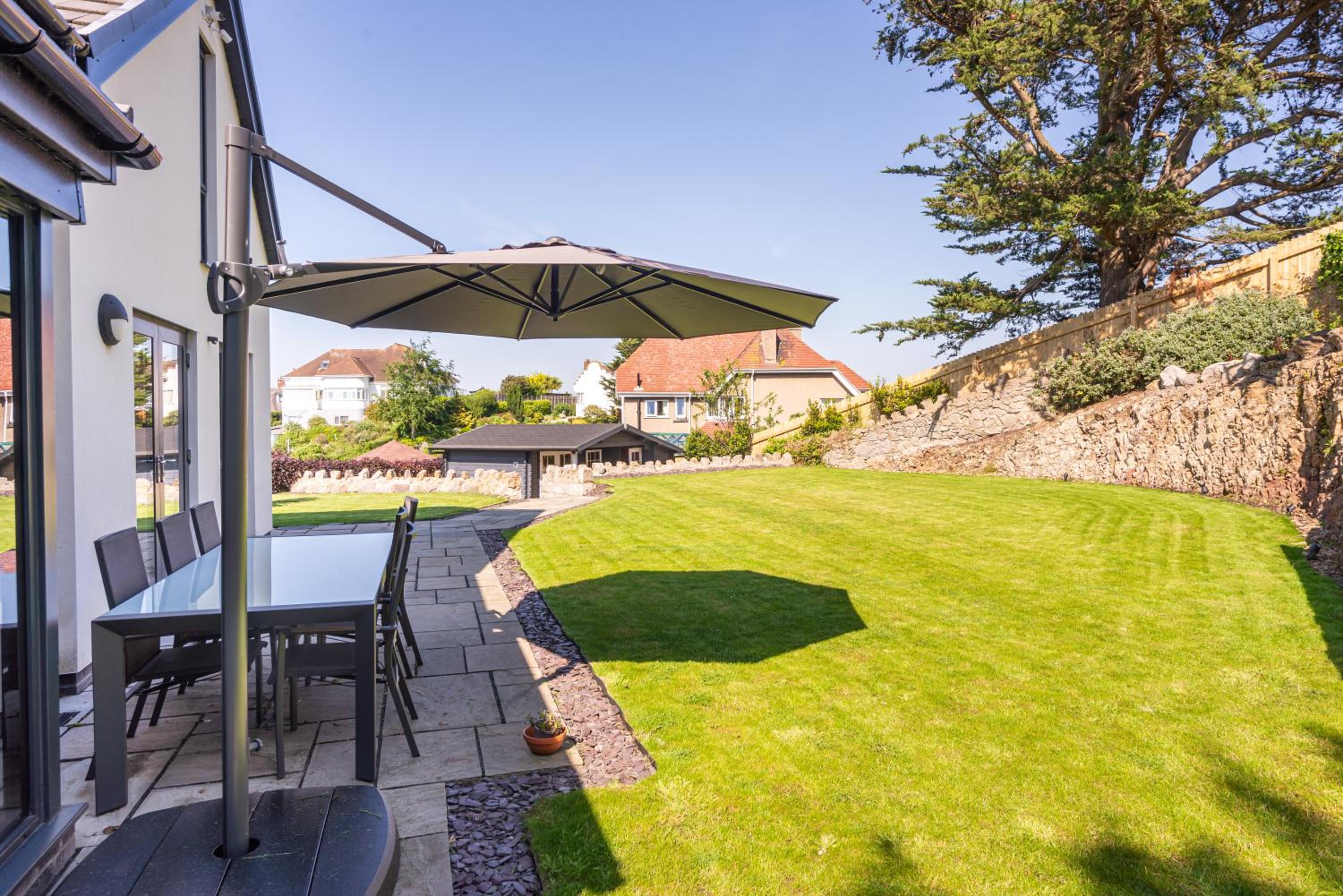 Gardd Y Llys Luxurious Family Retreat with amazing views view 3