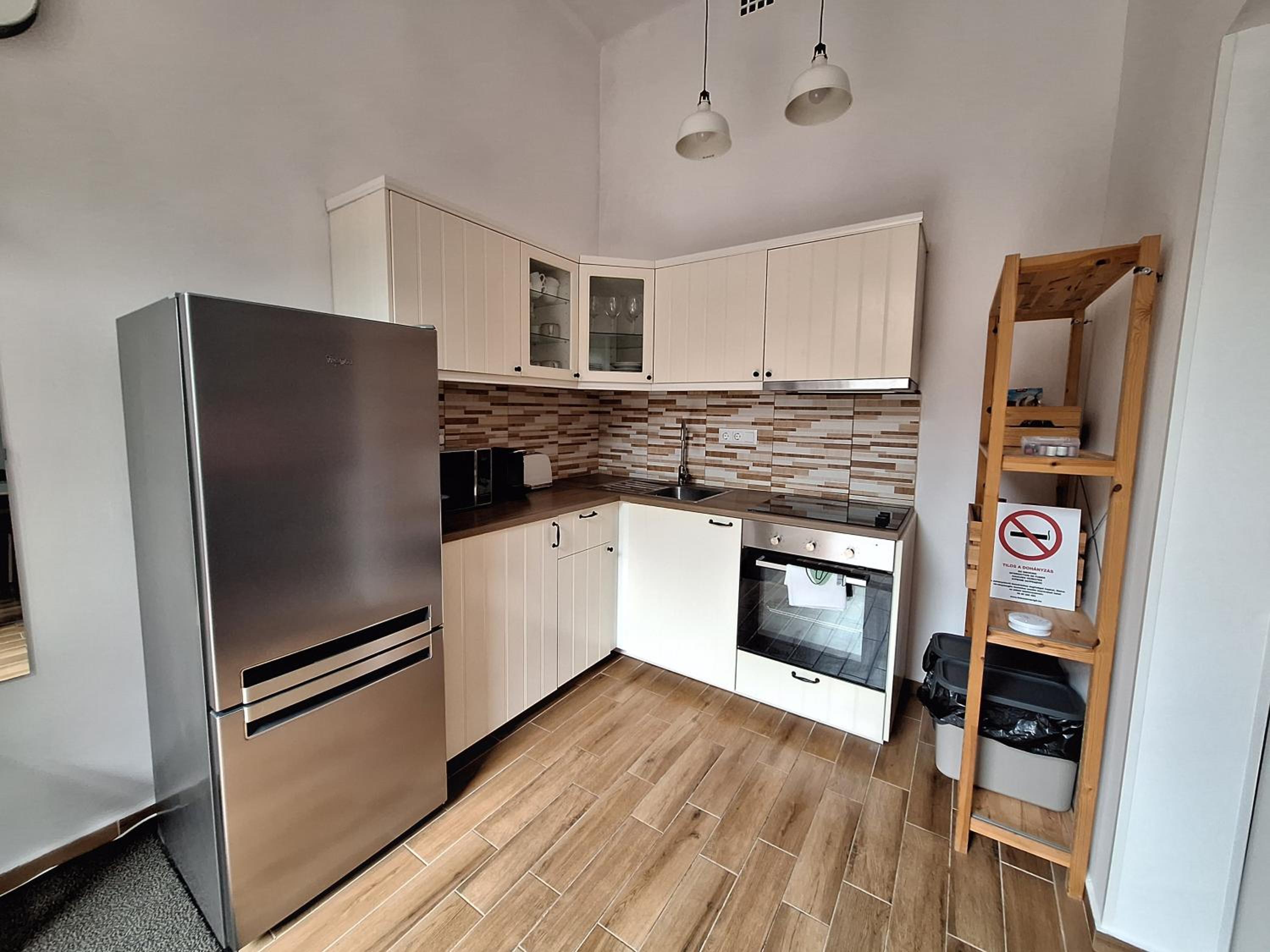 VIBE Apartment, Budapest Downtown, FREE Parking view 3