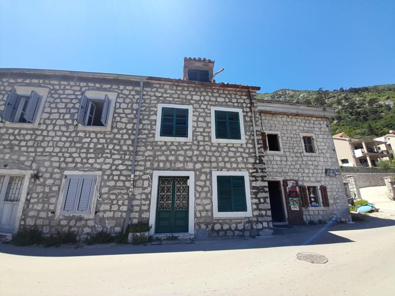 Beach edge 4-Bed House in Muo Kotor view 5