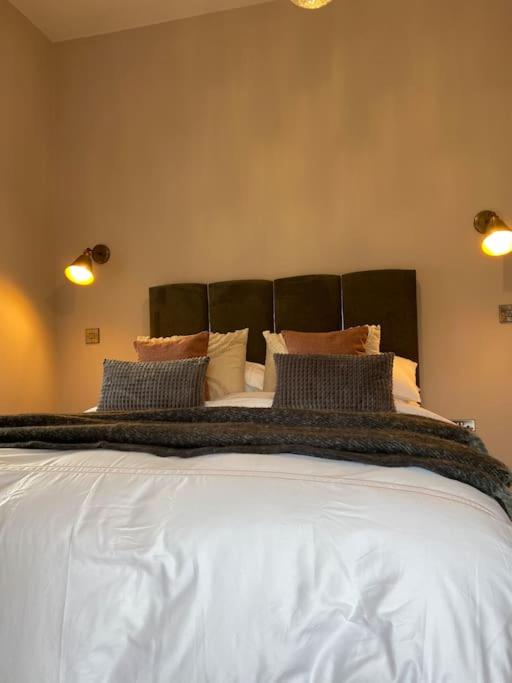 An Riasc Farmhouse Rental view 3