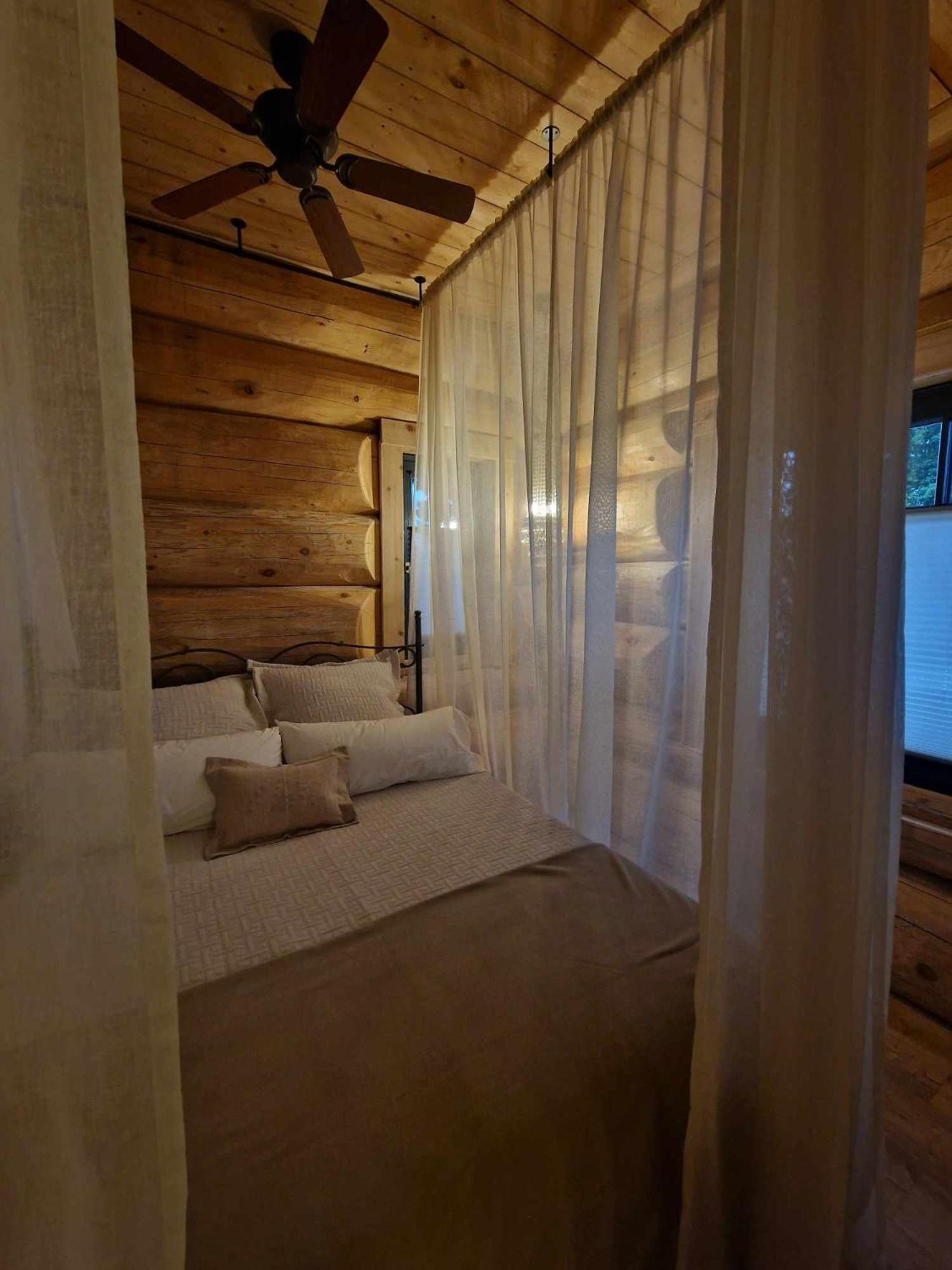 Eveningwood - DTV 5 Sterne Luxus Hüttenparadies, Blockhaus