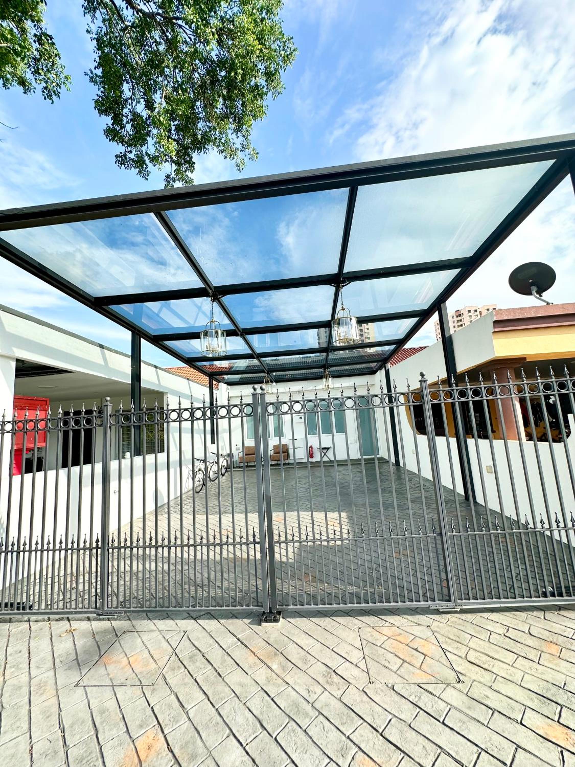 Landed Terrace near Lam Wah Ee Hospital at JELUTONG