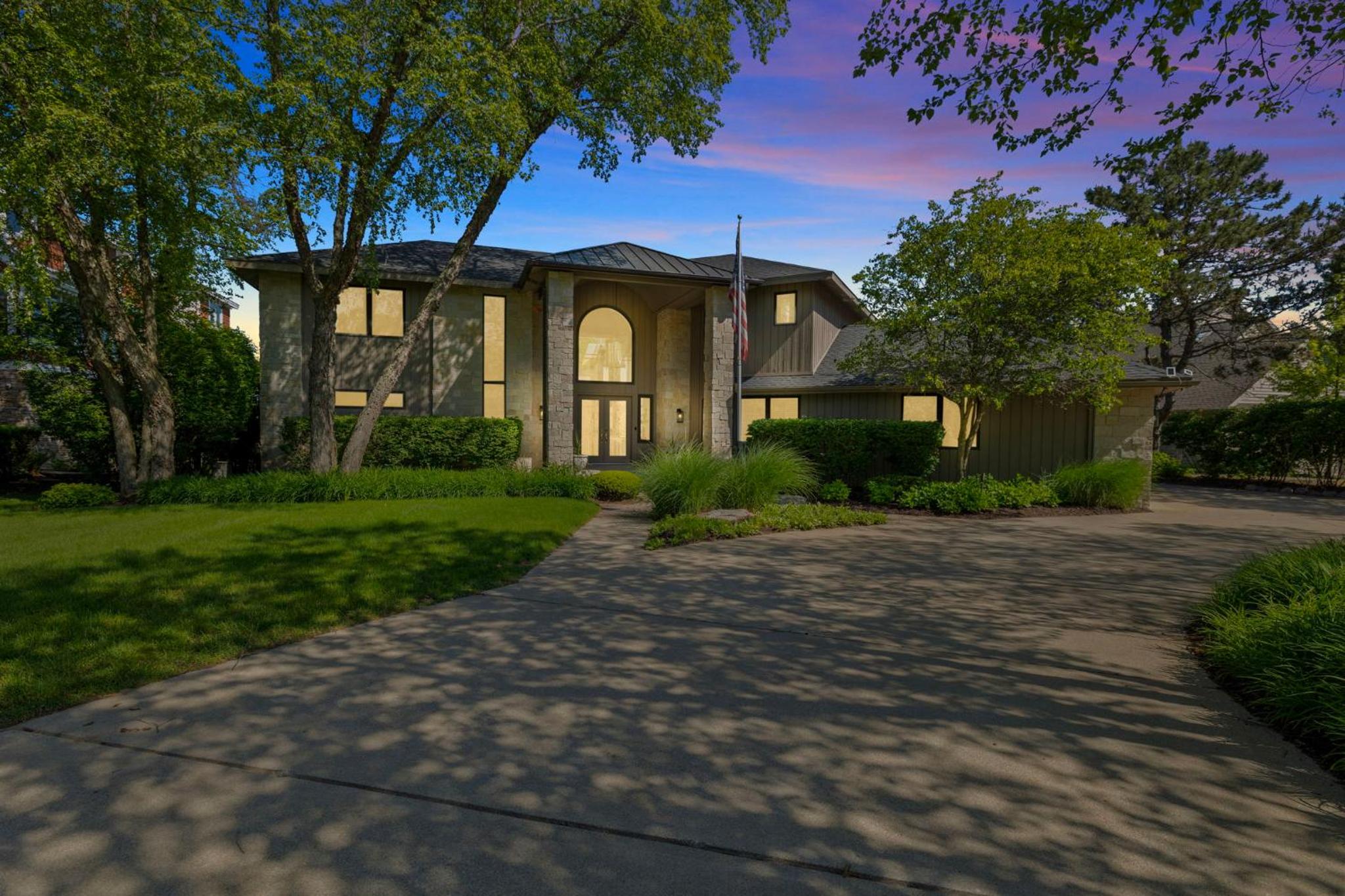 Sunset Manor