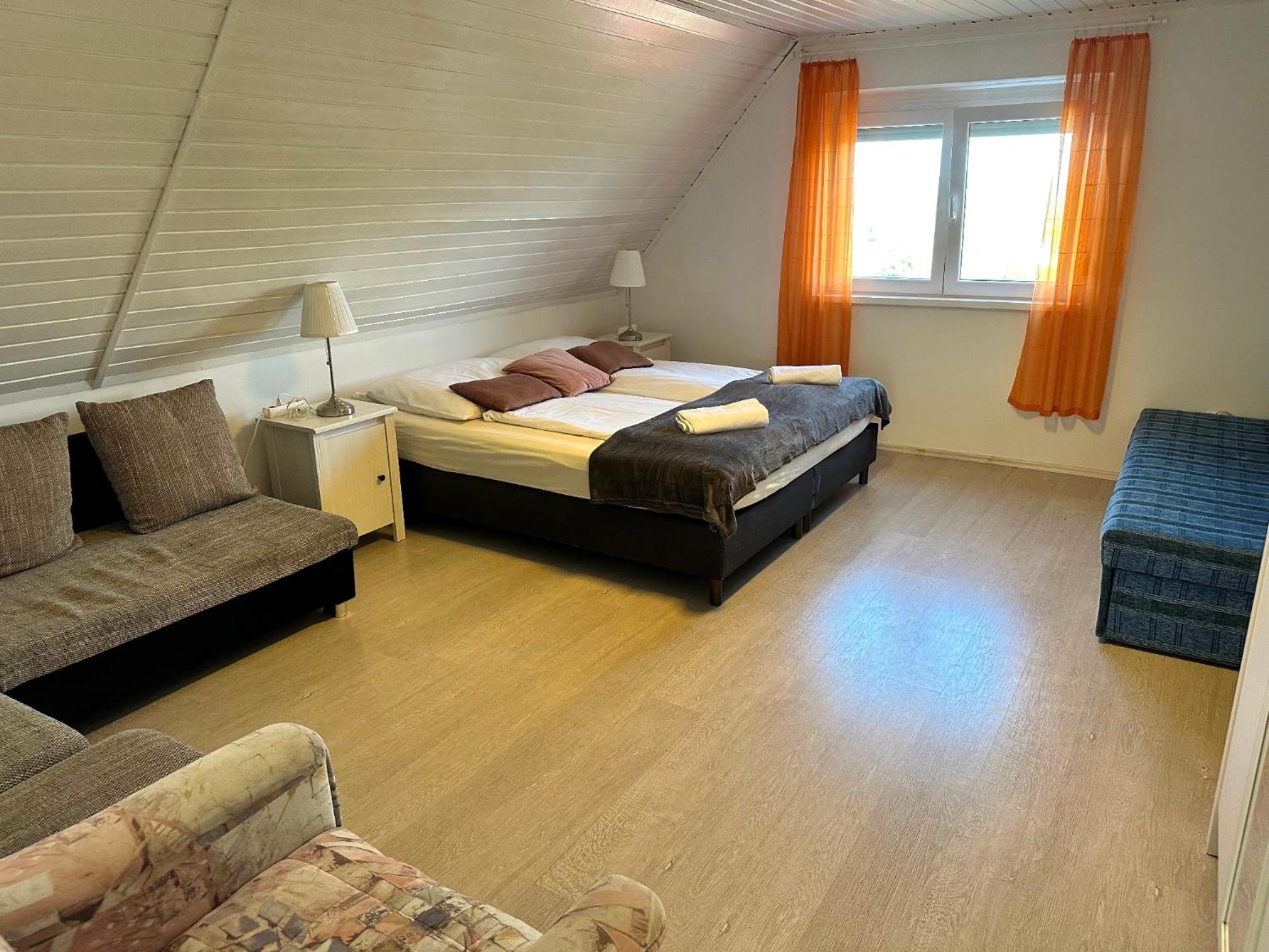 Szent Orbán Panzió - Kutyabarát apartmanok view 2