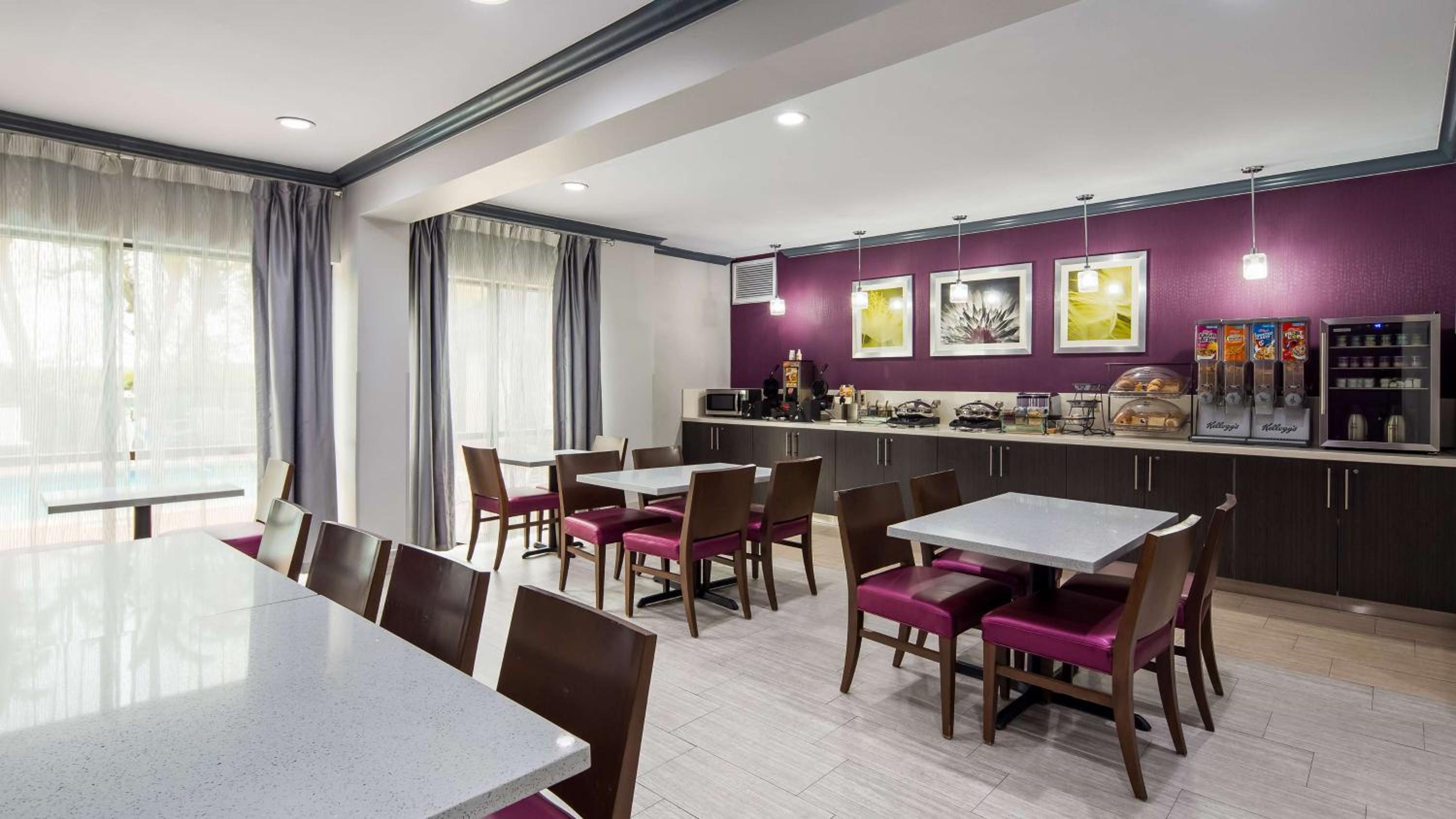 McAllen Vacations - Best Western Town Center Inn - Property Image 5