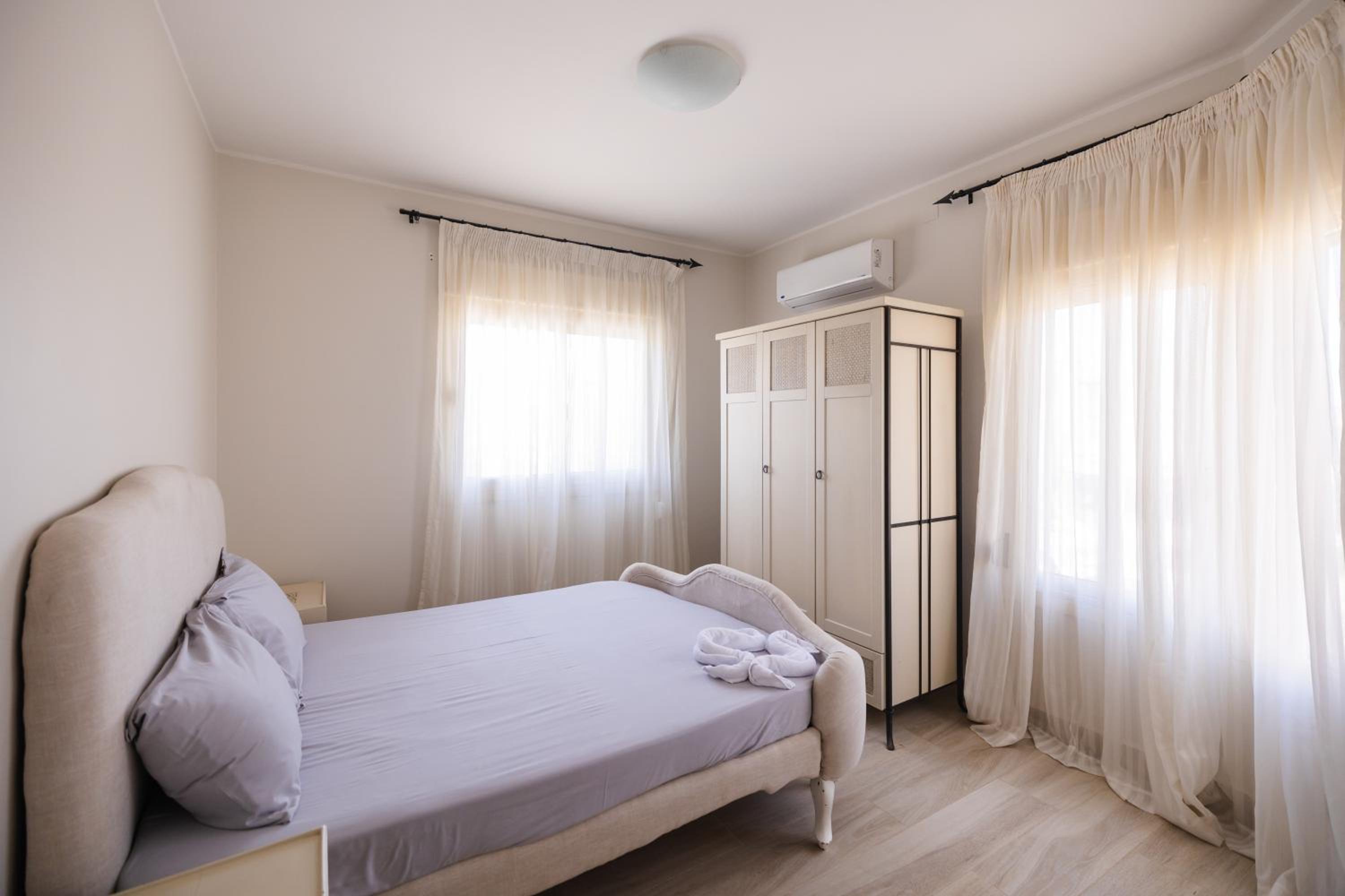 3BRS 2-min walk to beach l Seaview - Free WIFI