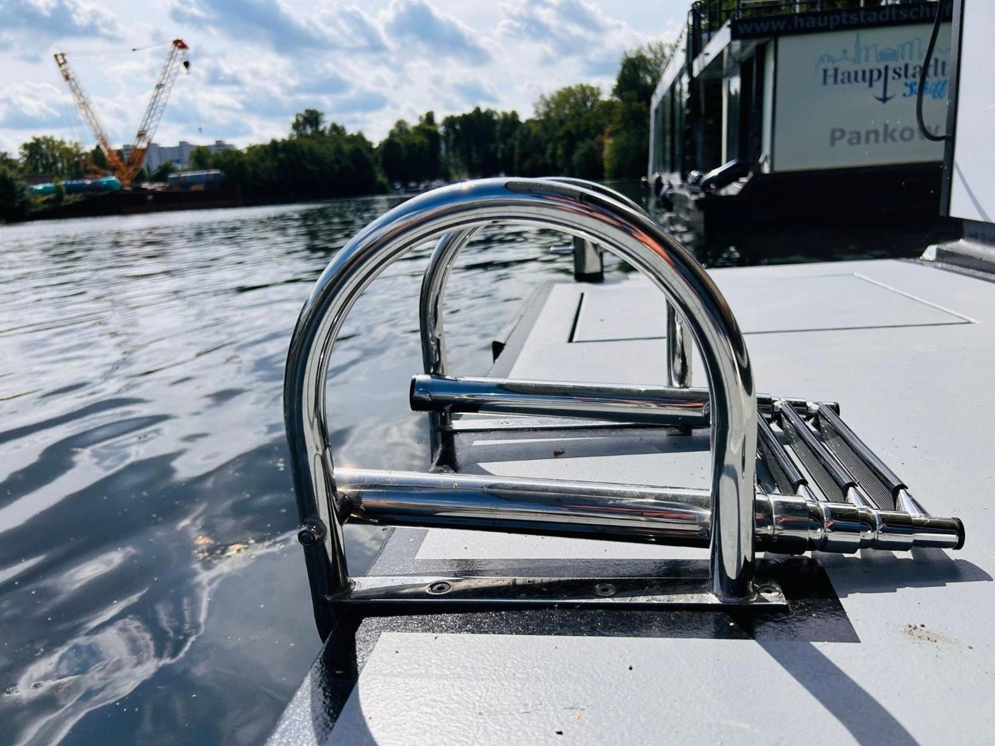 Hausboot Tegel
