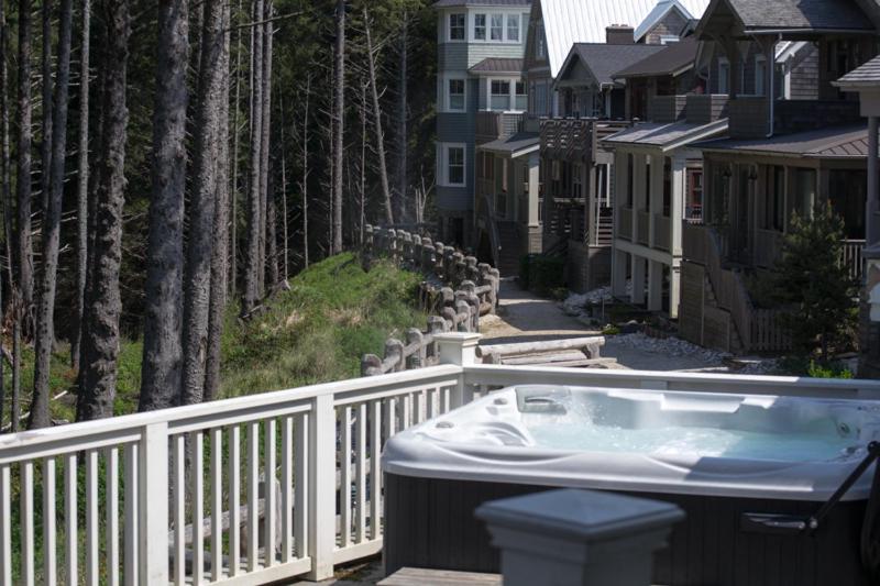 Beach Bluff by Seabrook Hospitality view 5