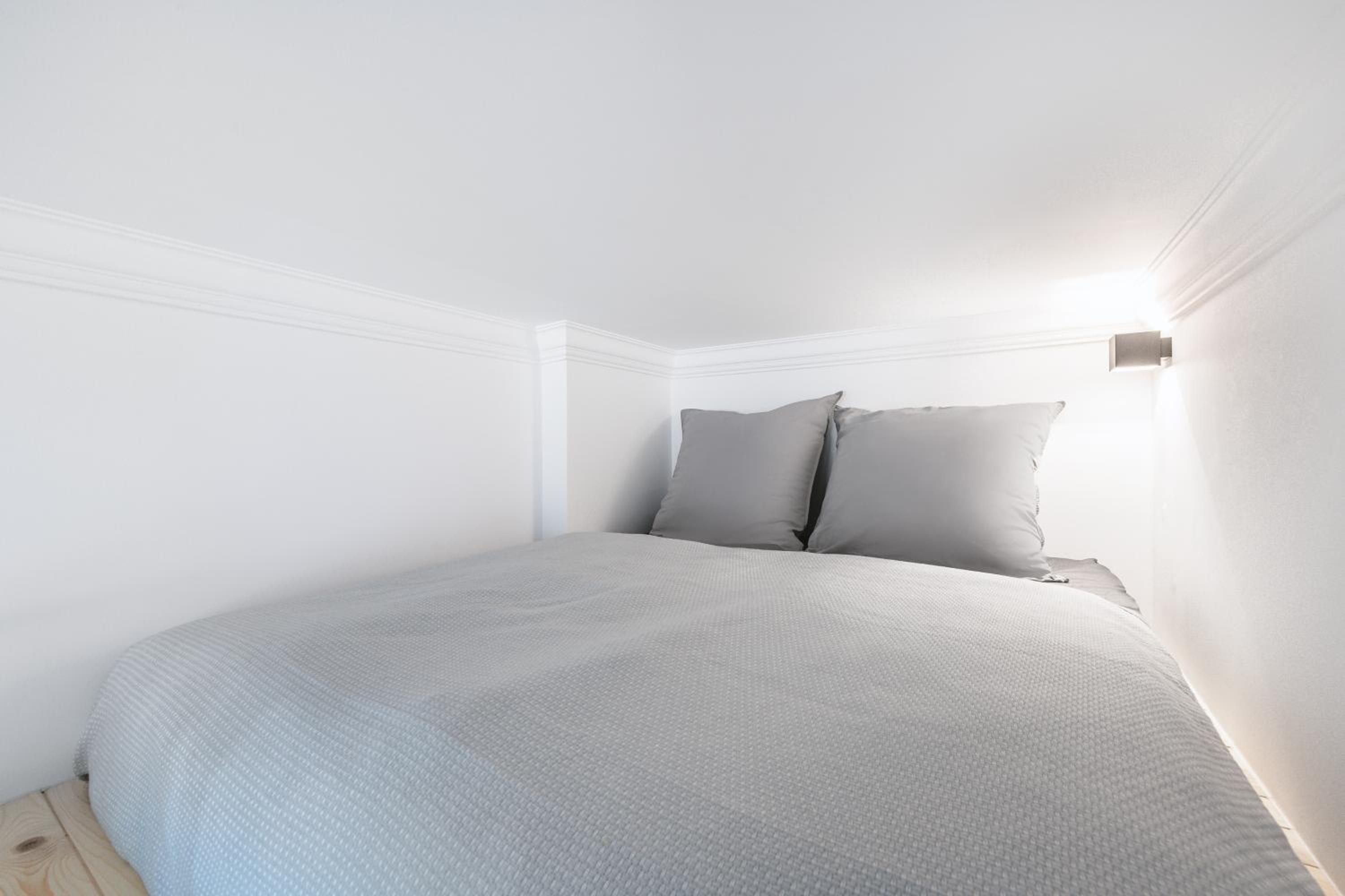 The Mierendorf I, campy group & family apartment, 1BR, 1 Living room, ideal for 2 - 4 Guests