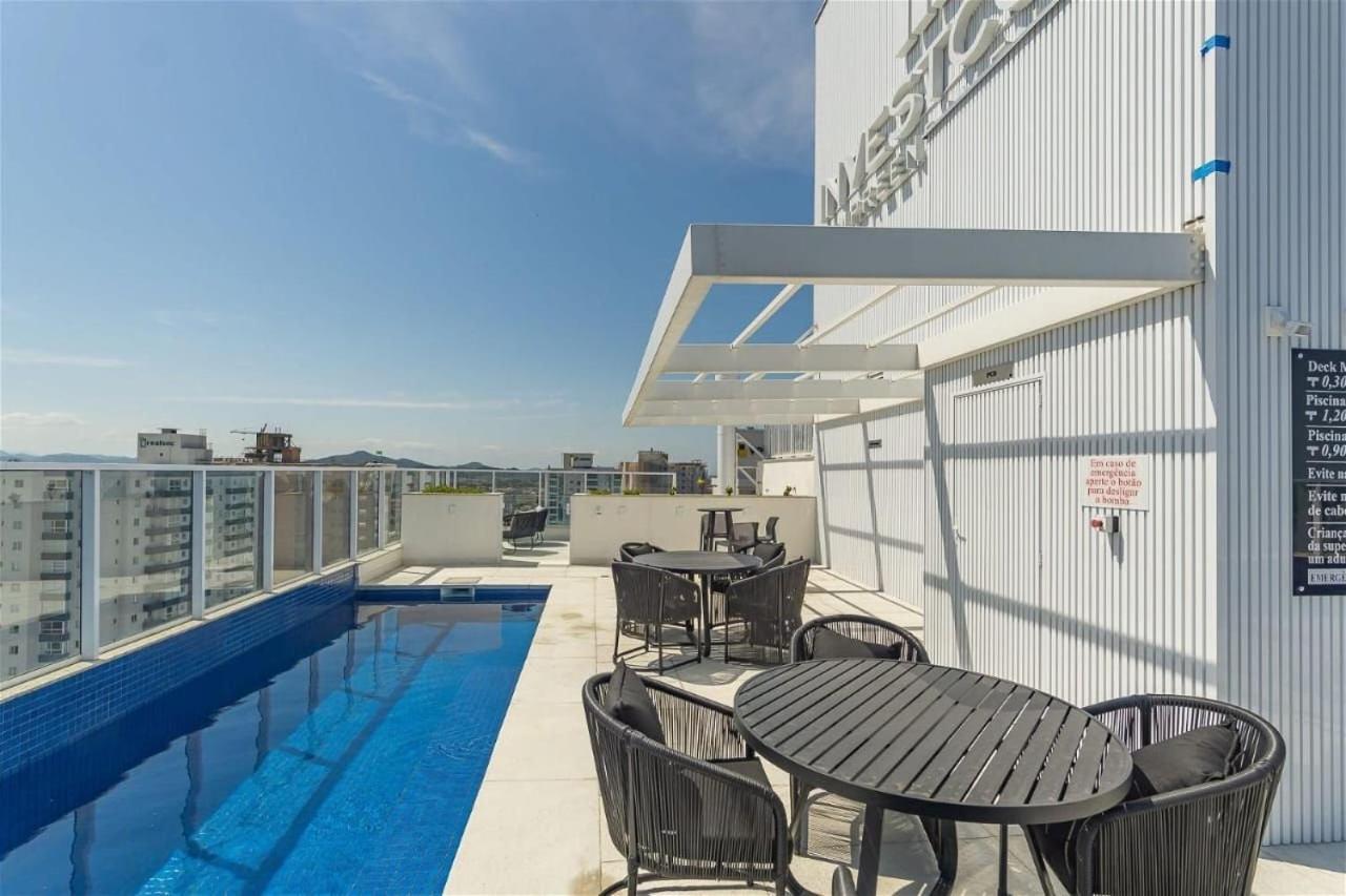 Apts in Building w/ Pool 120 m from the Beach - LTT