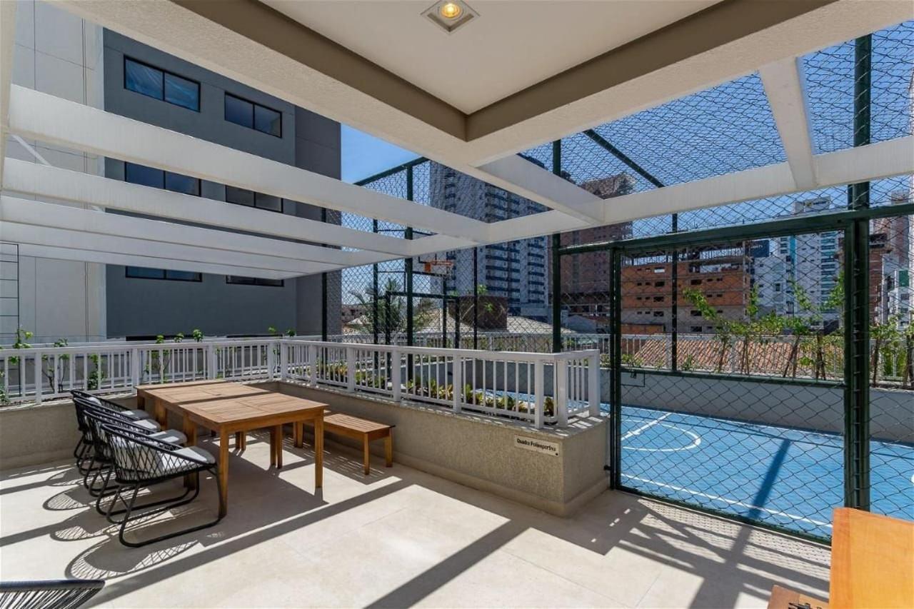 Apts in Building w/ Pool 120 m from the Beach - LTT