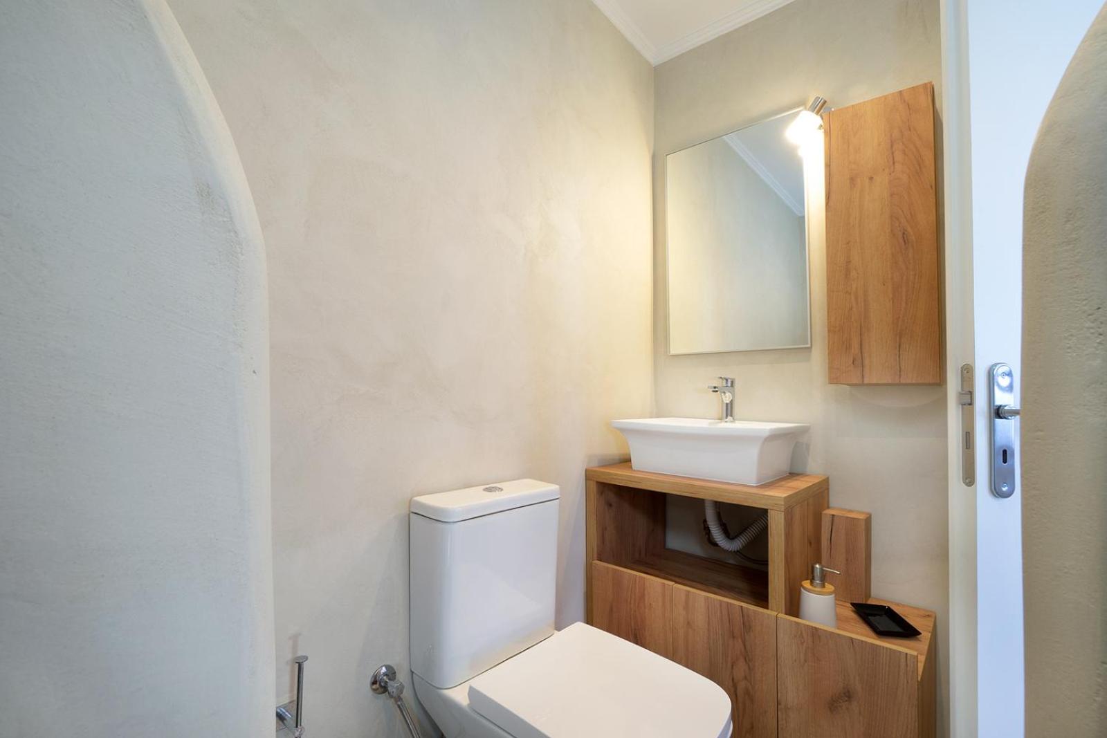 Eleni Residences