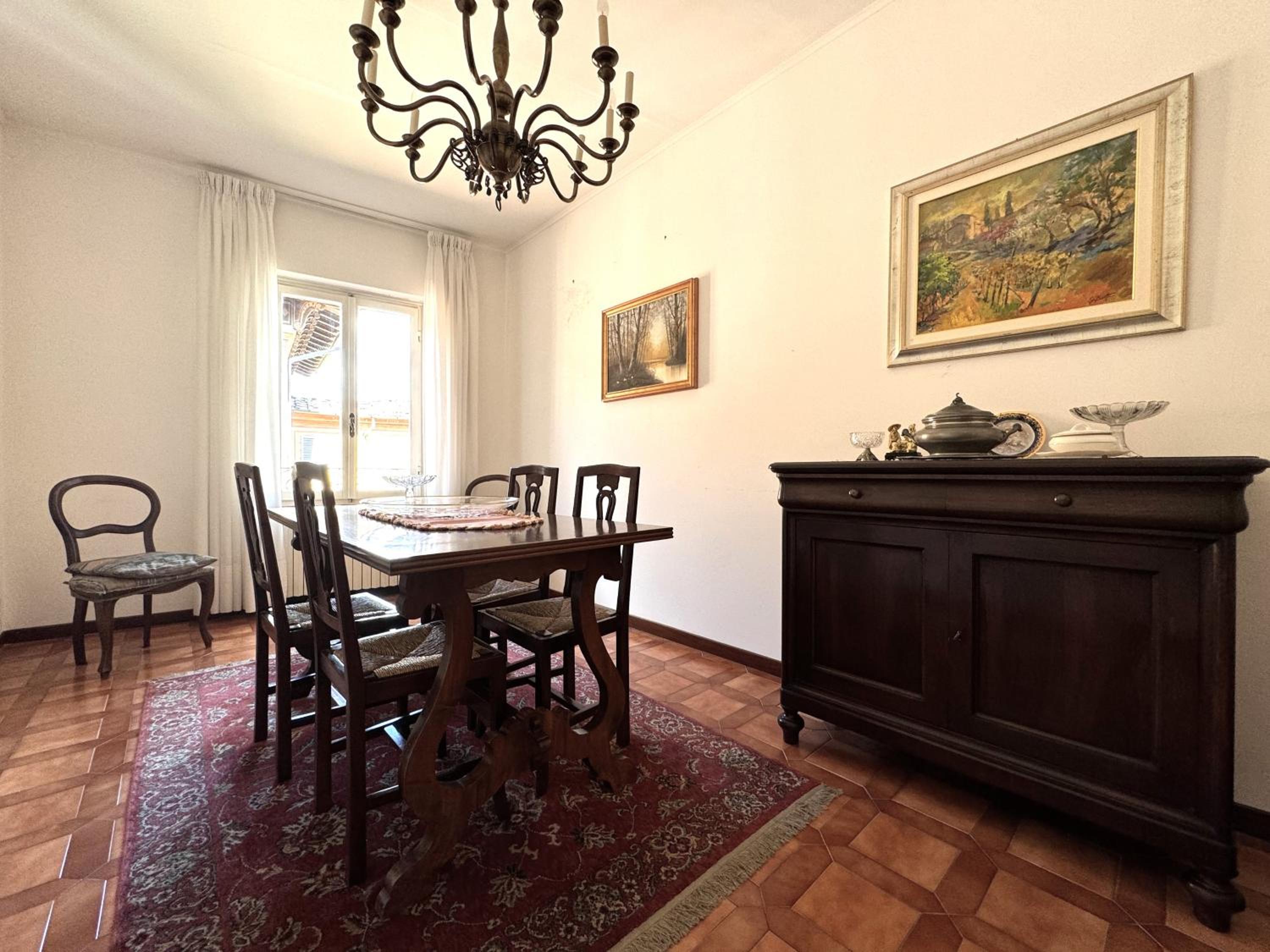 Via del Poggio apartment with a big terrace view 5