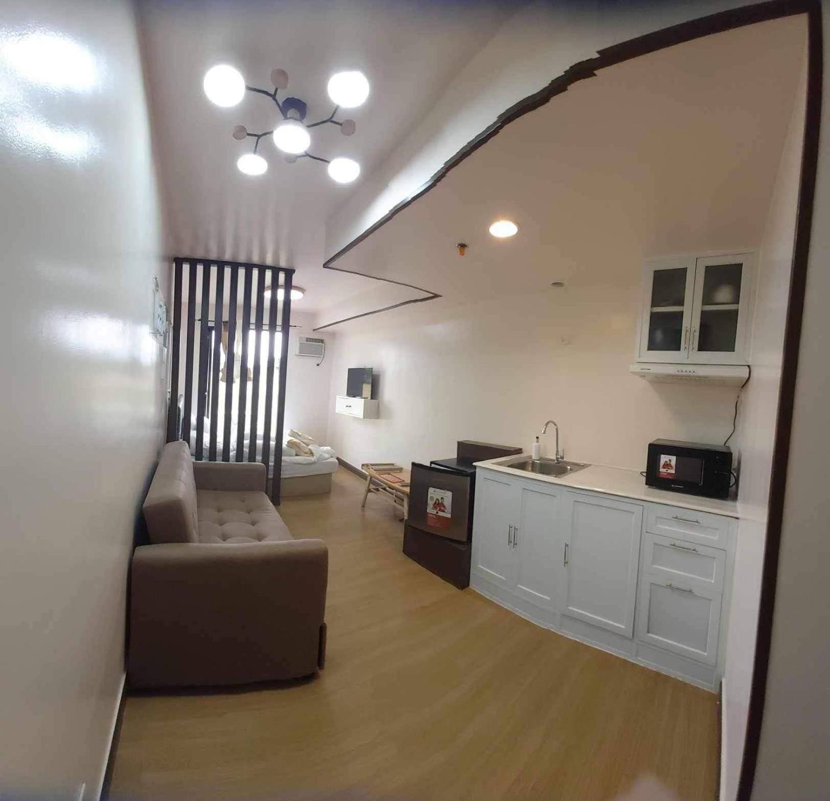 CozyLuxe Staycation at Pine Suites Tagaytay by Crown Asia view 4