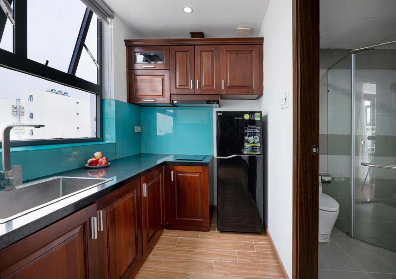 Hsuites Hotel and Apartment view 4