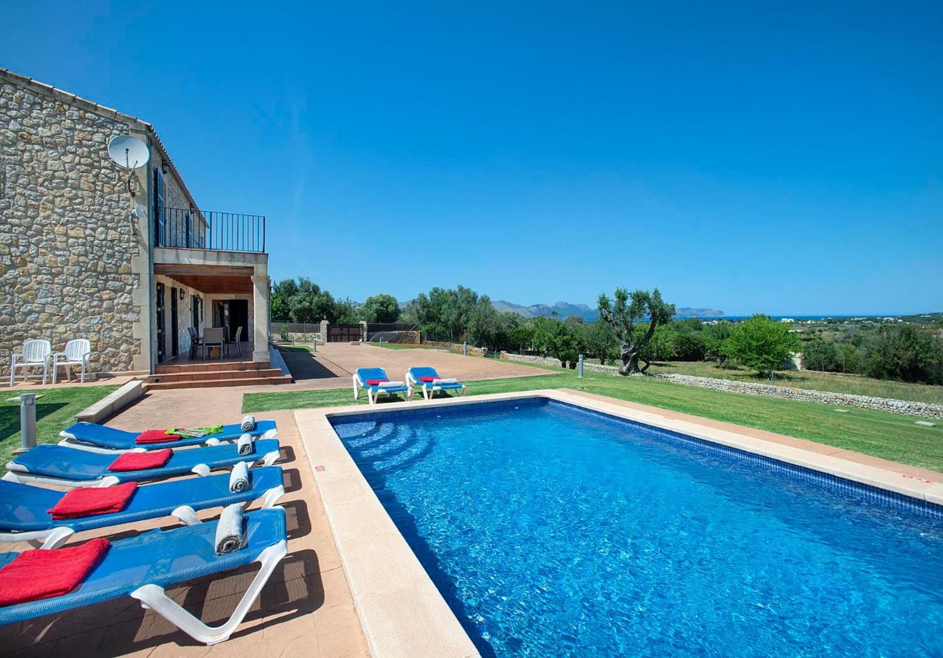 Ca na Baussana by Vintage Travel