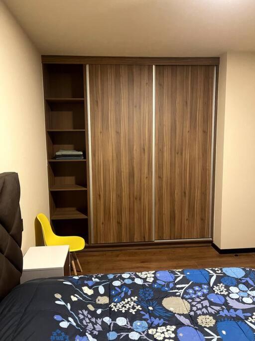 Luxury Apartment near Fidel Anze
