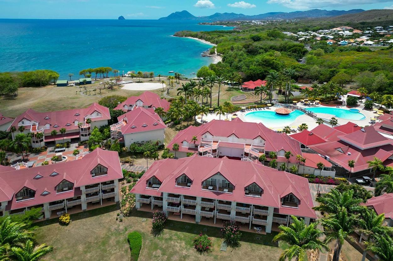 Studios Mitoyens Margarita 7 et 8 vue jardin Pierre et Vacances Marrtinique view 3