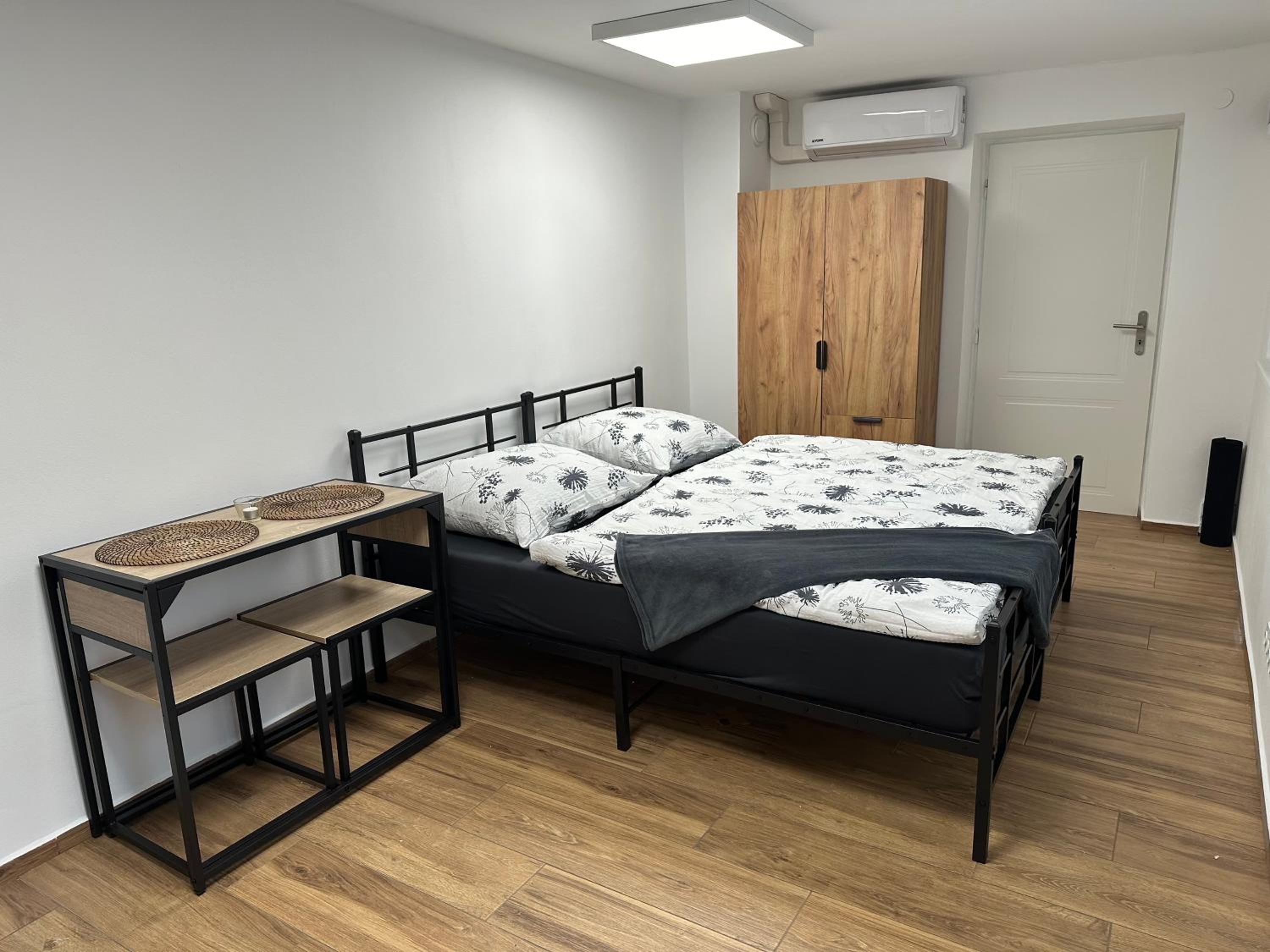 Útulný apartmán v klidné části Benešova