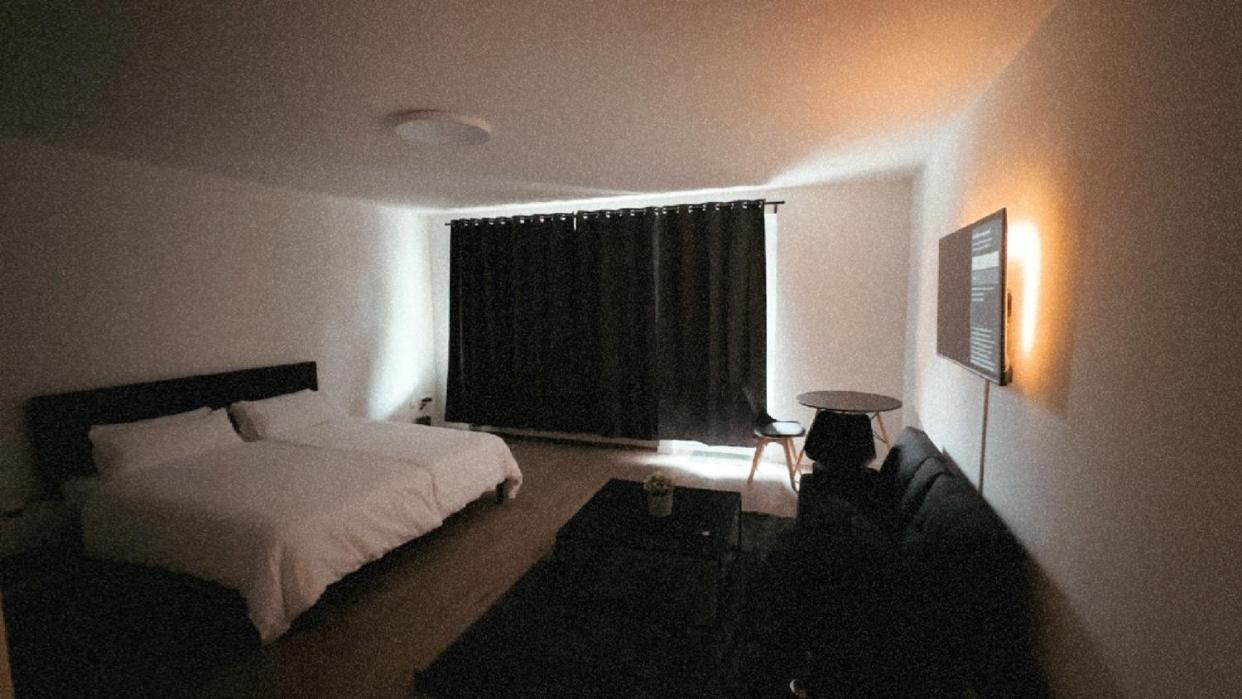hotel room