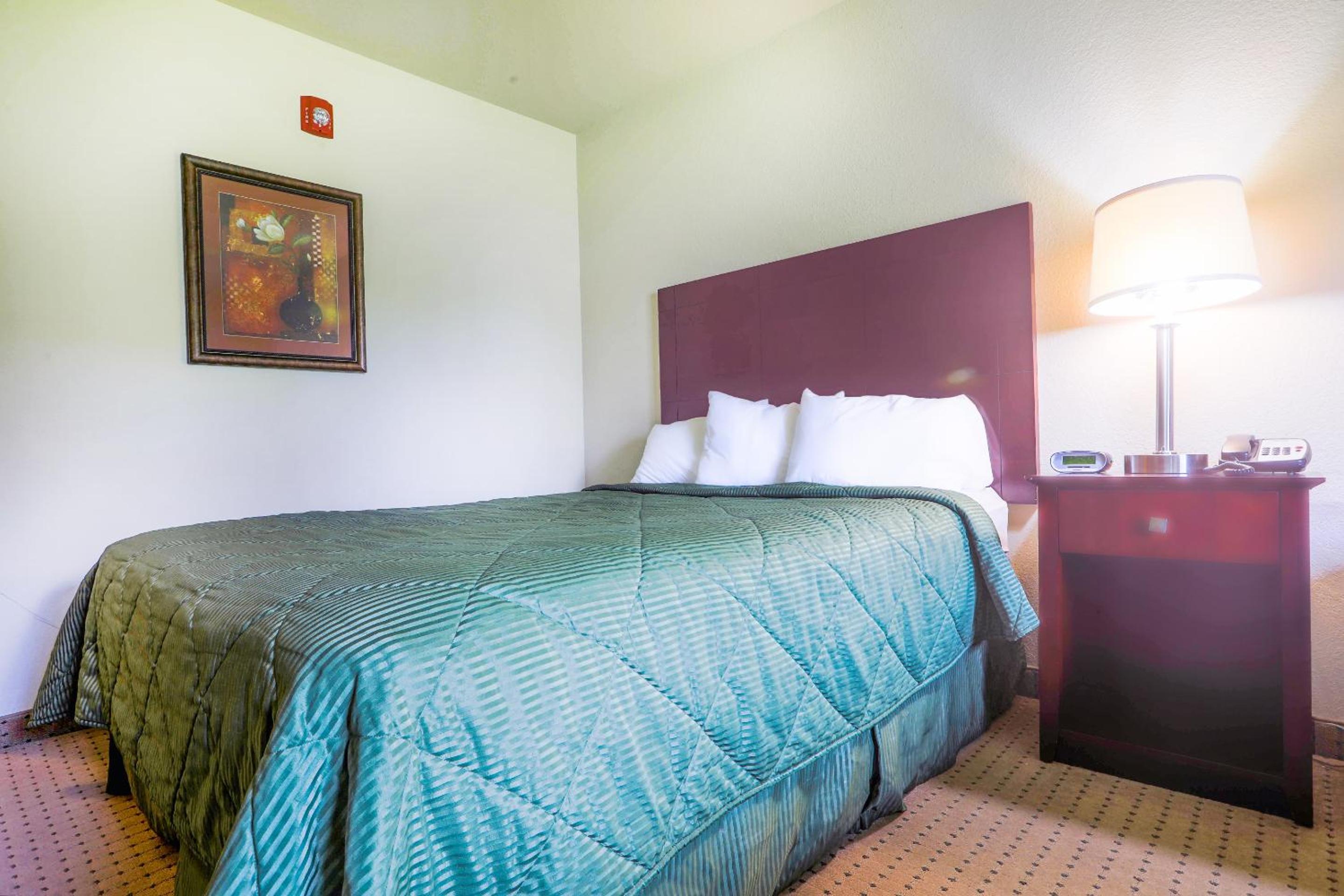 Evansville Inn & Suites by OYO, Billede 21