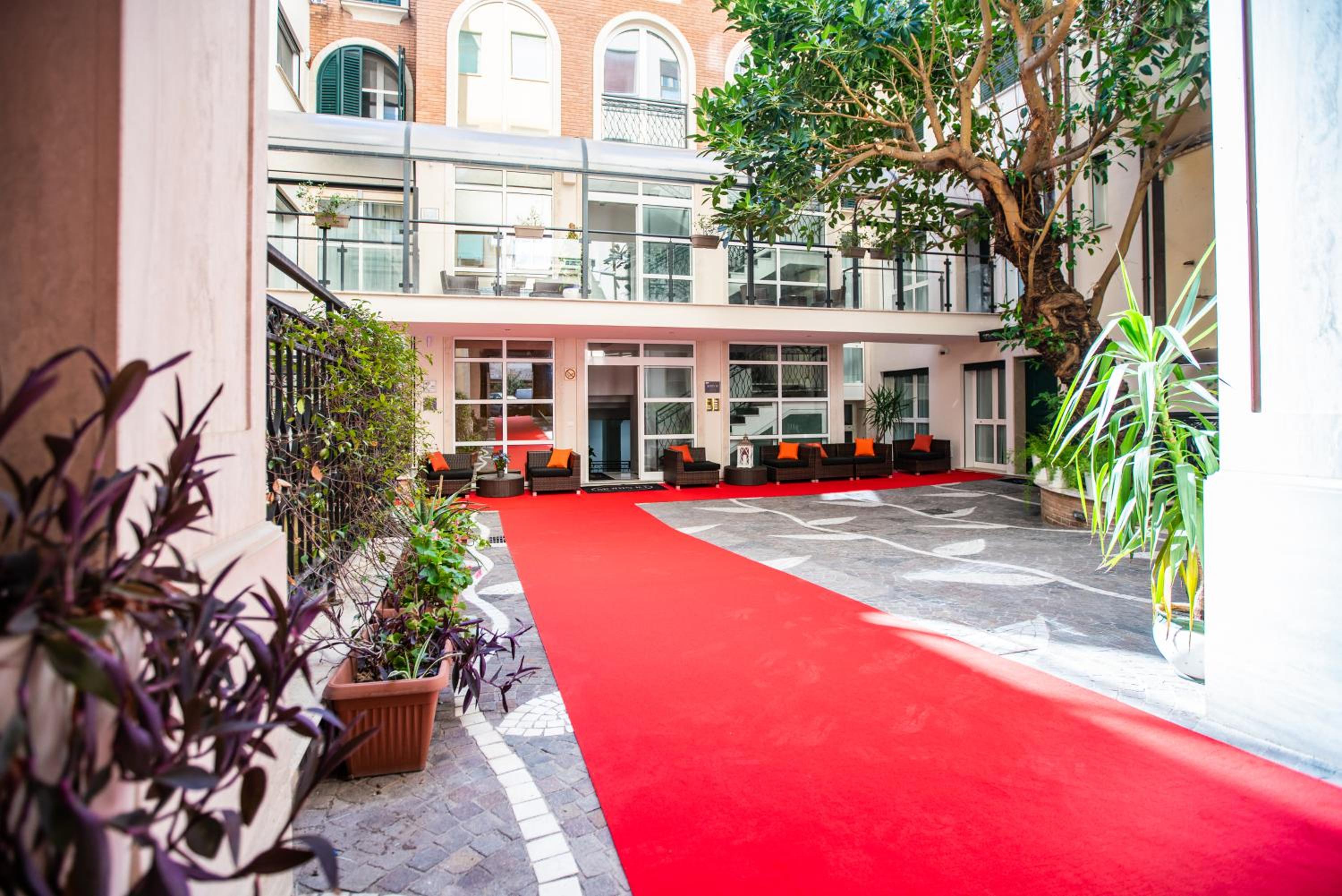 Morin 10 Rome Exclusive Suites