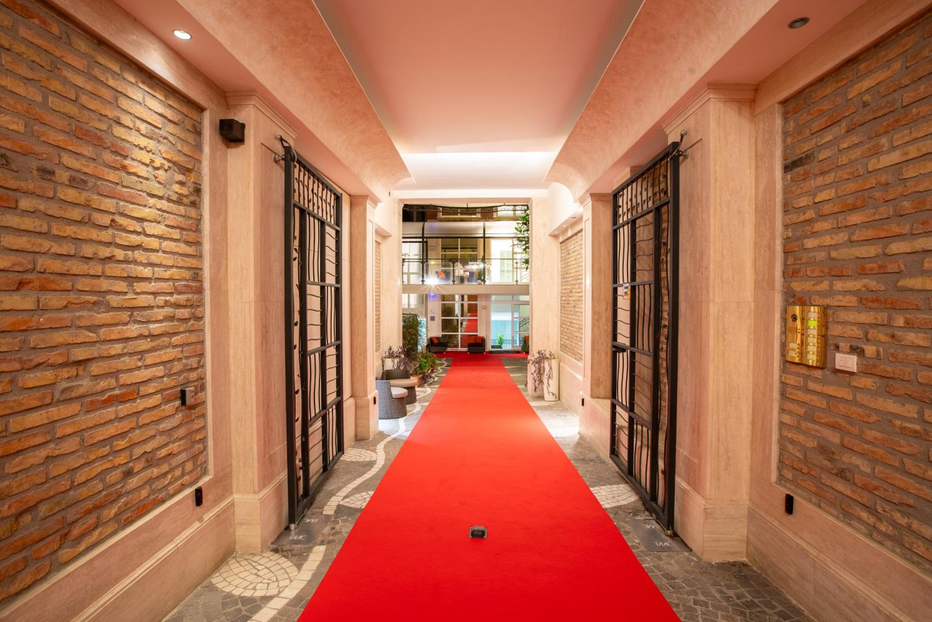 Morin 10 Rome Exclusive Suites