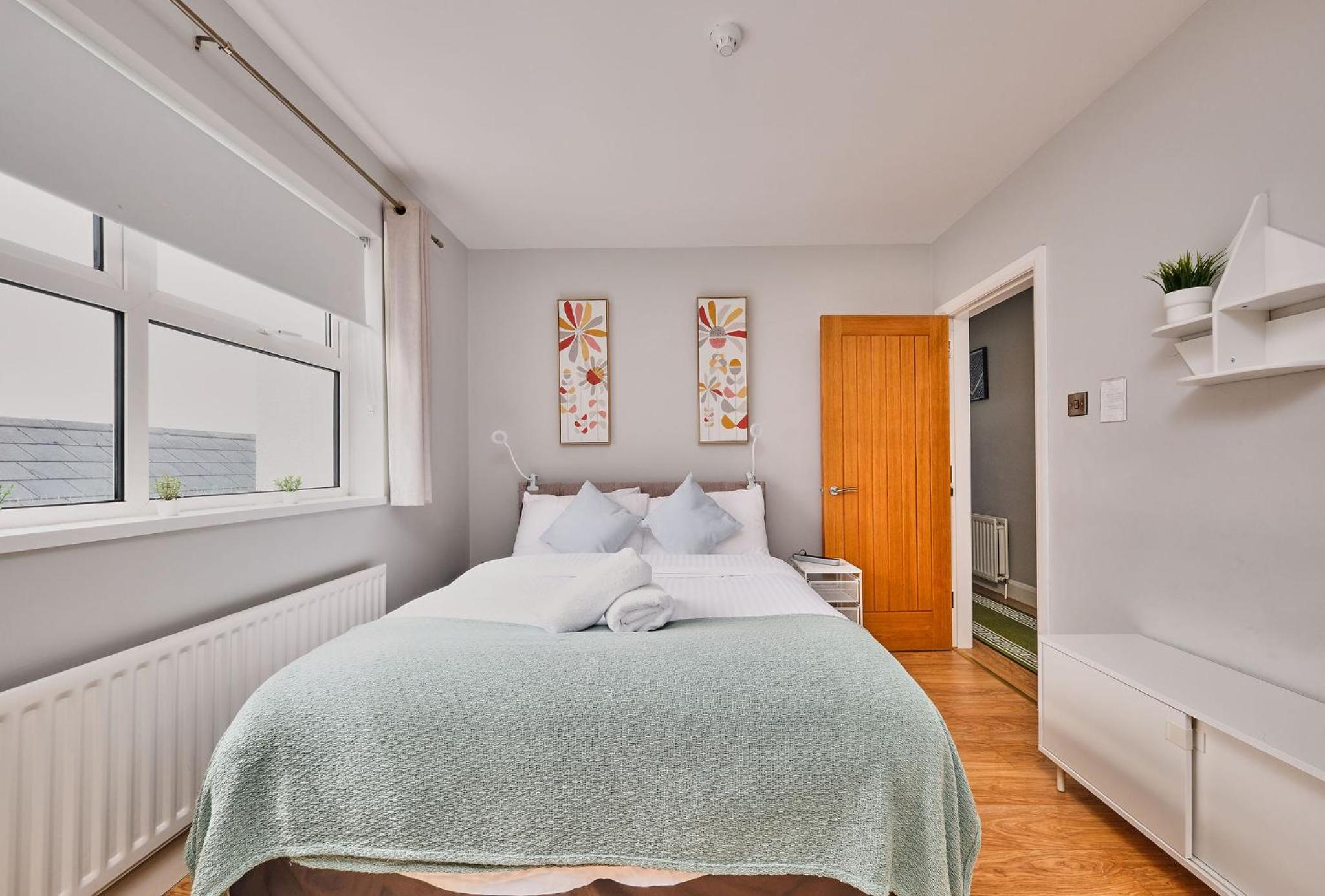 Panoramic Sea View Beach Apartment - Dunluce Park 6, photo 19