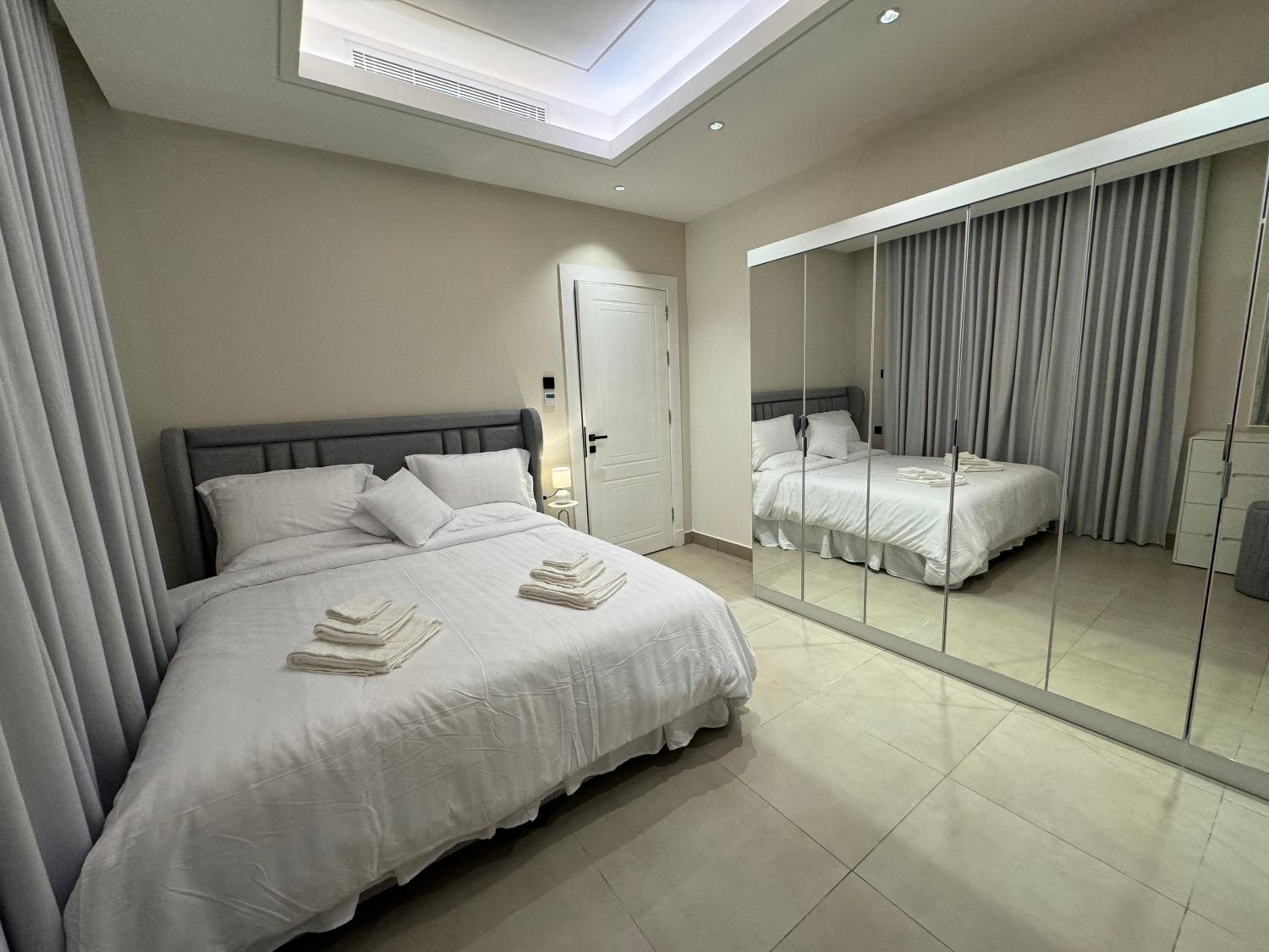 Spacious 3 Bedrooms Apartment
