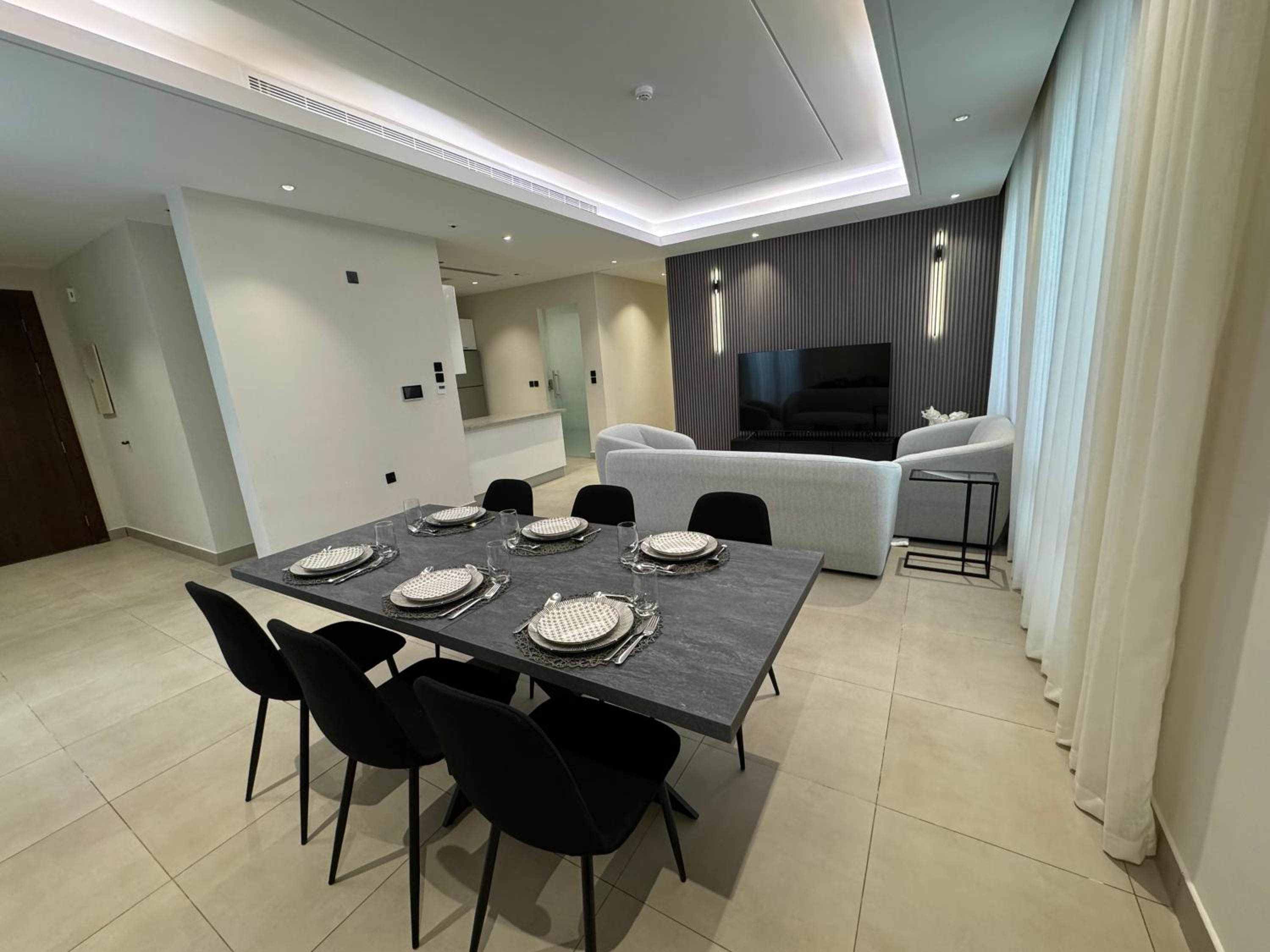 Spacious 3 Bedrooms Apartment