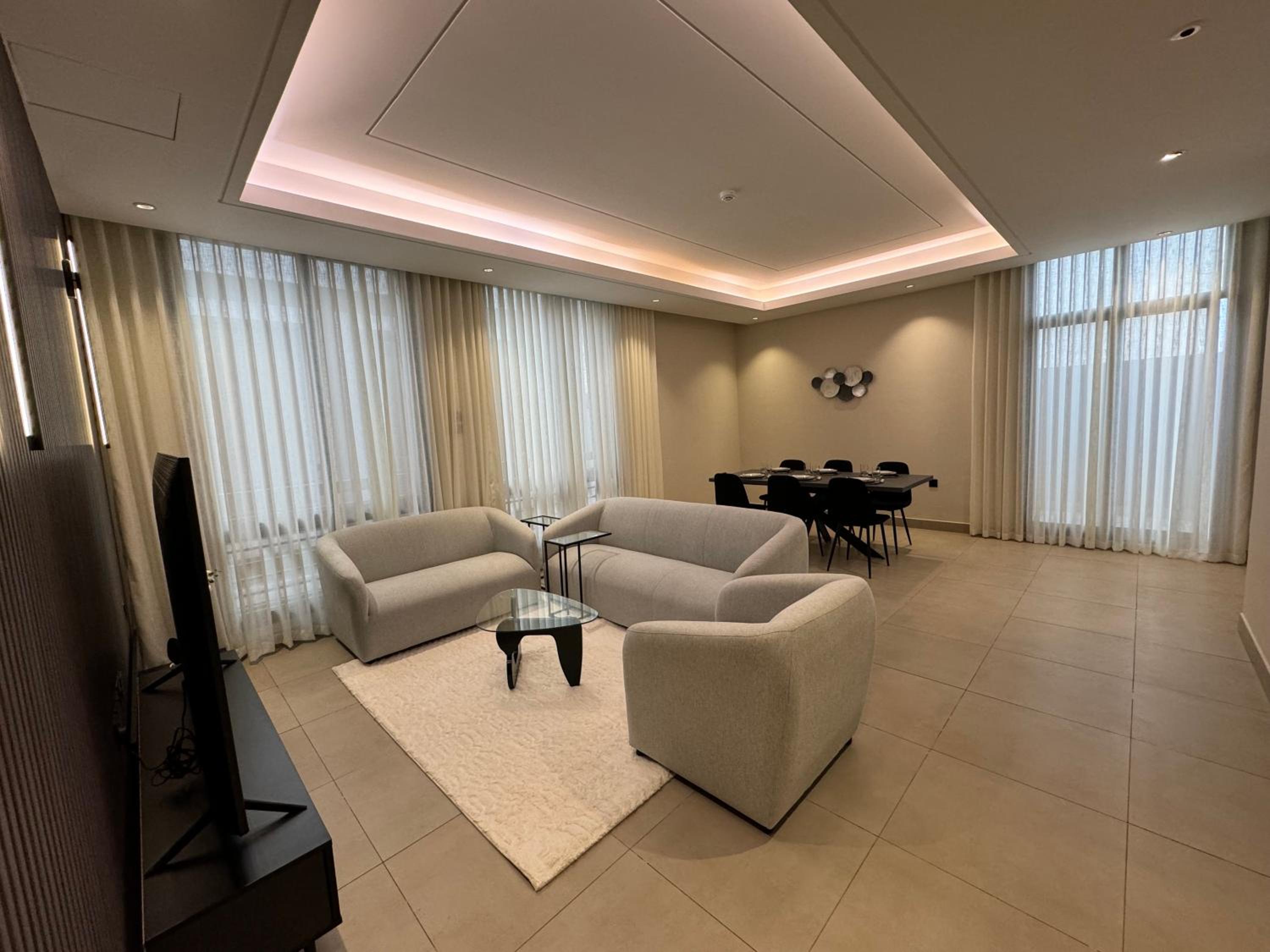 Spacious 3 Bedrooms Apartment