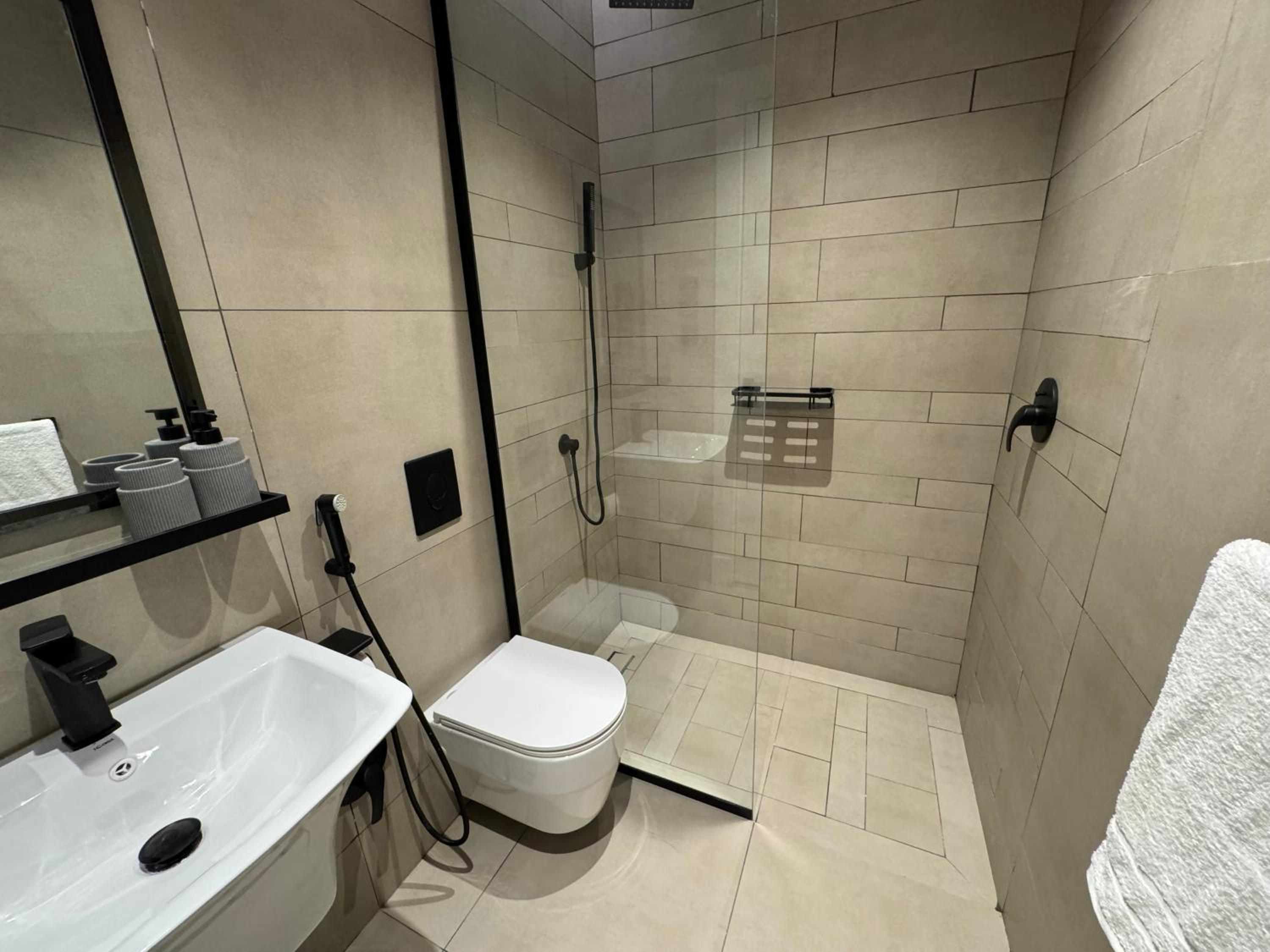 Spacious 3 Bedrooms Apartment