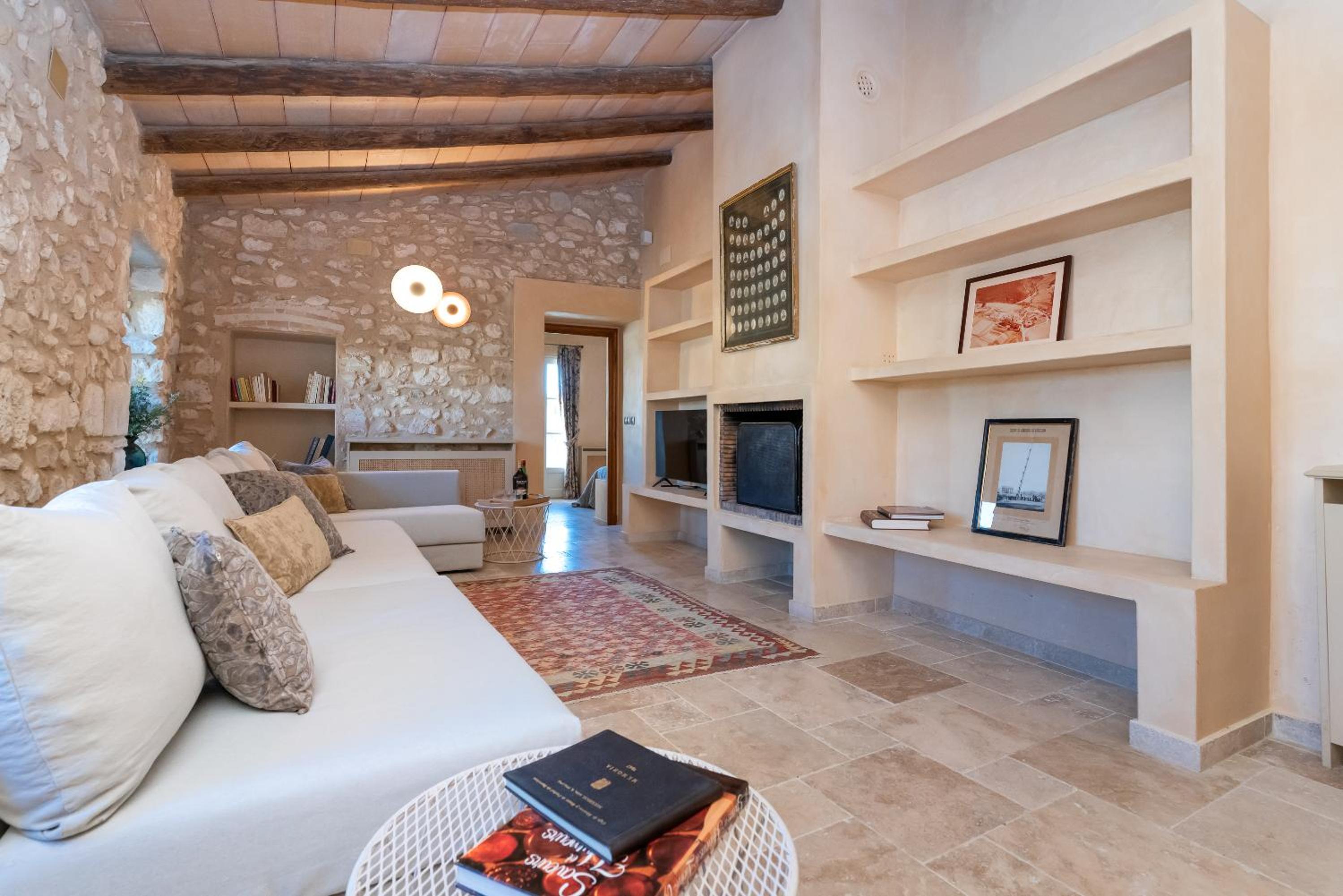 Casa de Piedra