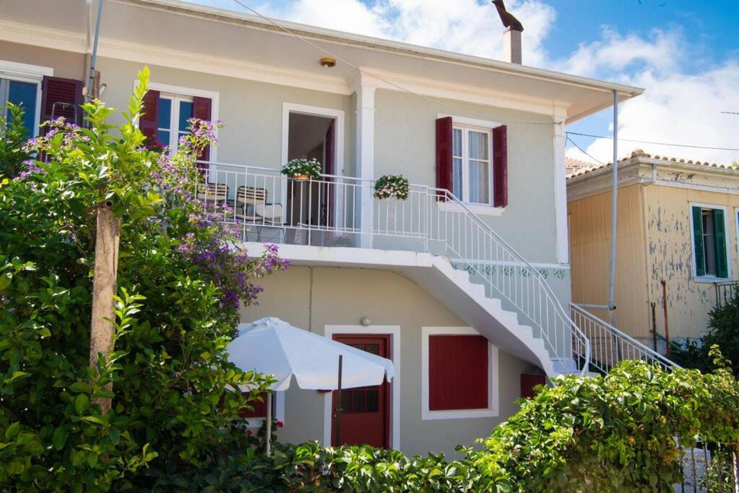 To Patriko Lefkada Cozy Village Home with Parking photo 4