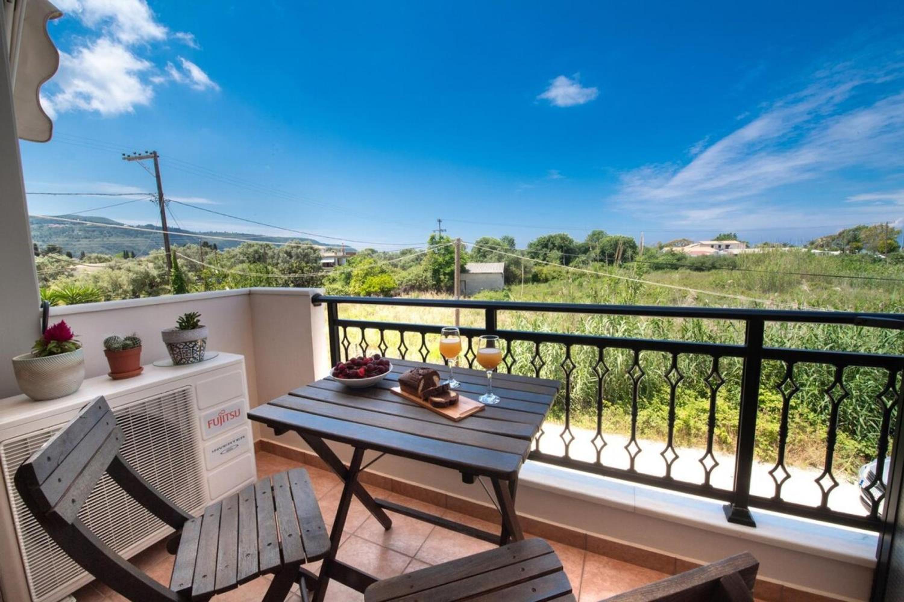 Casa Vardani Modern Central Apartments photo 4