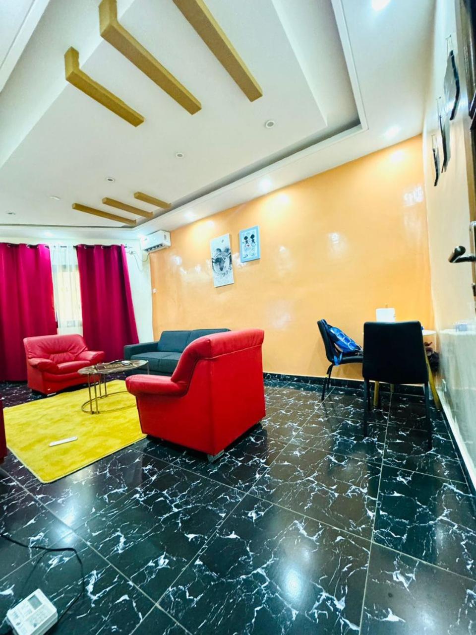 Studio f2 Ngor view 2