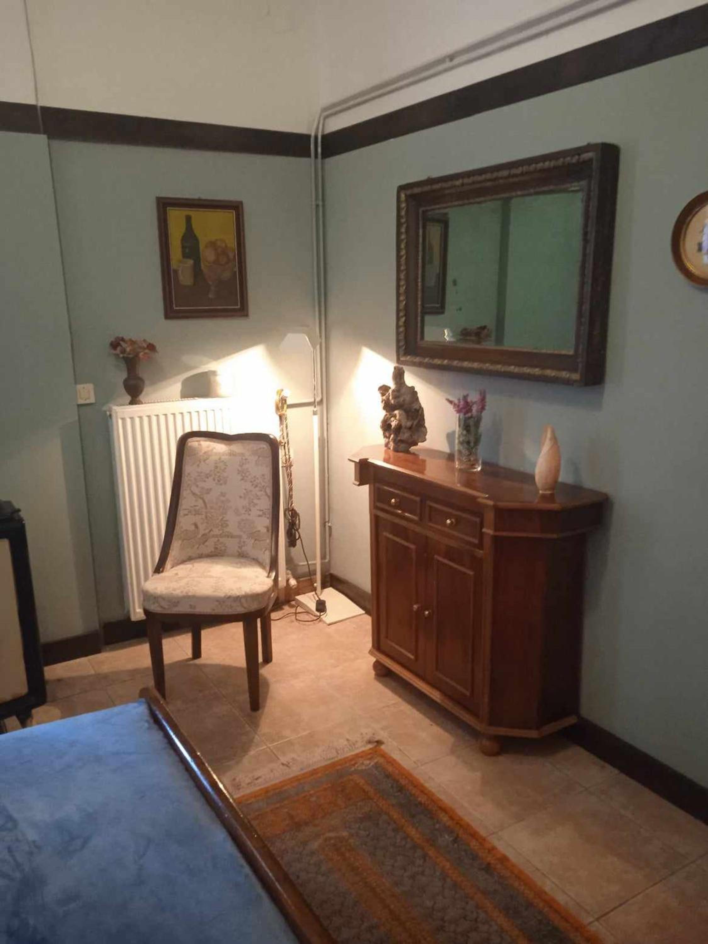 Alonaki Seafront Cottage