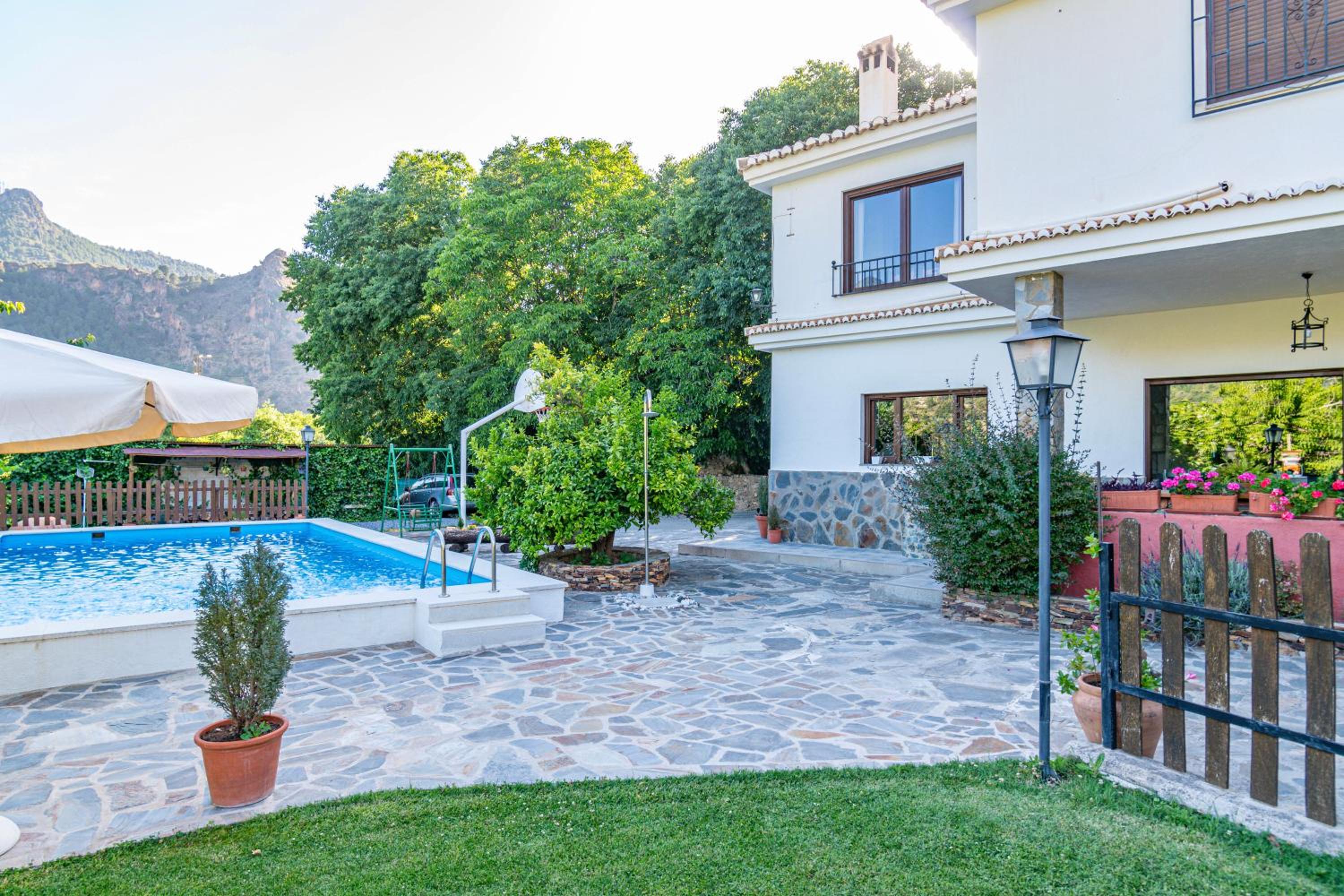 Casa Rural Olivillas Garden-Sierra Nevada