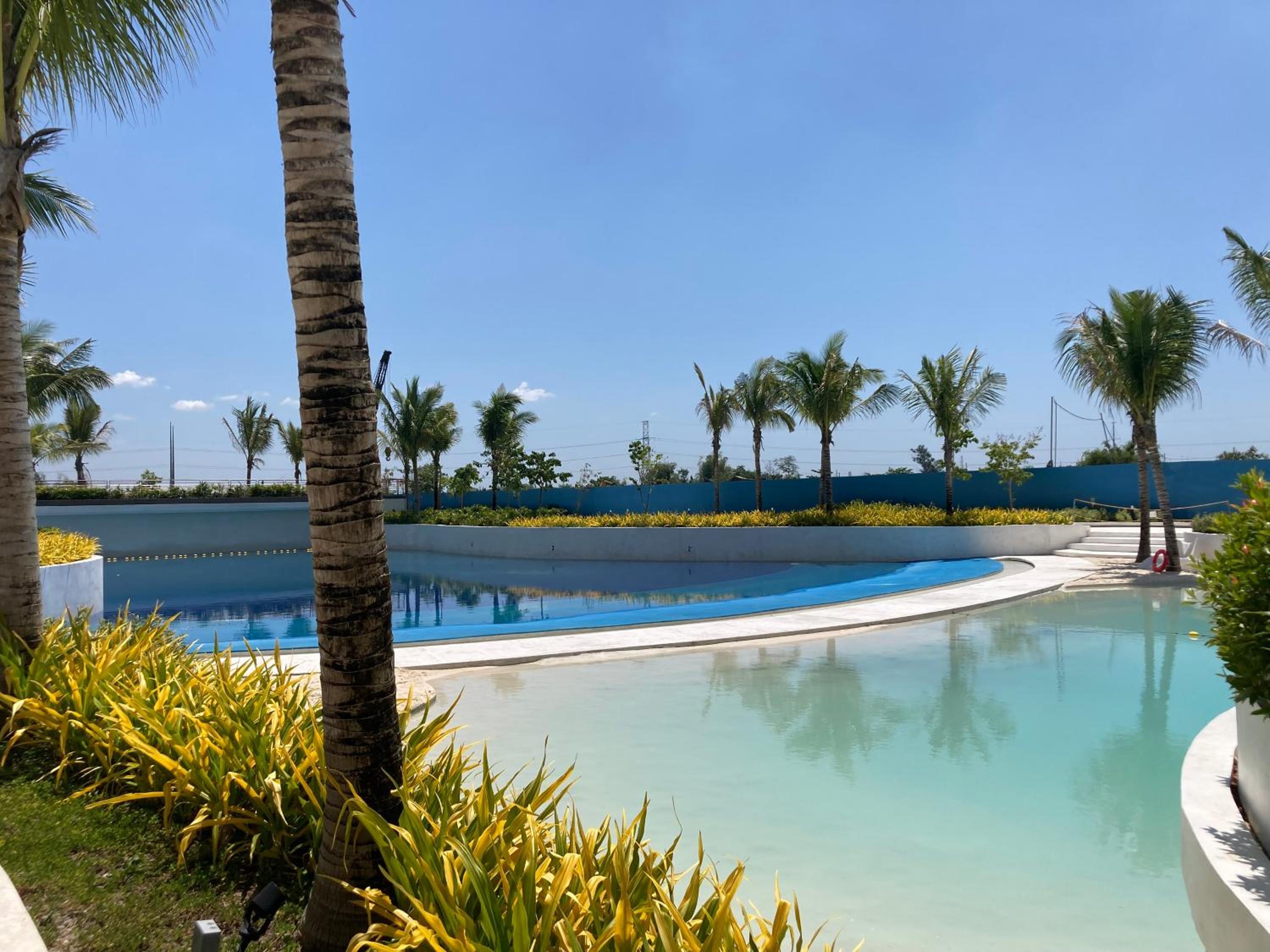 Tropical Paradise at Azure North view 5