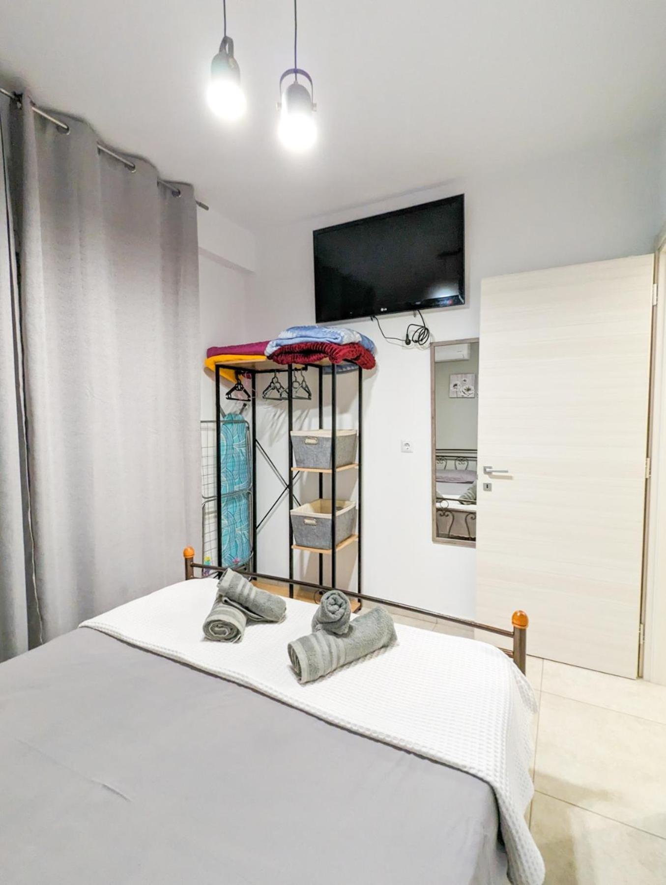 Ofrynio Luxury Apartments & Pool