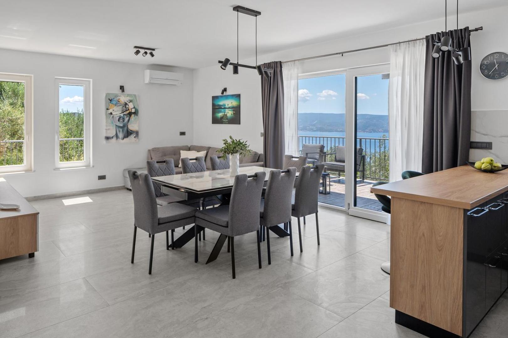 Seaview Villa Roko view 5