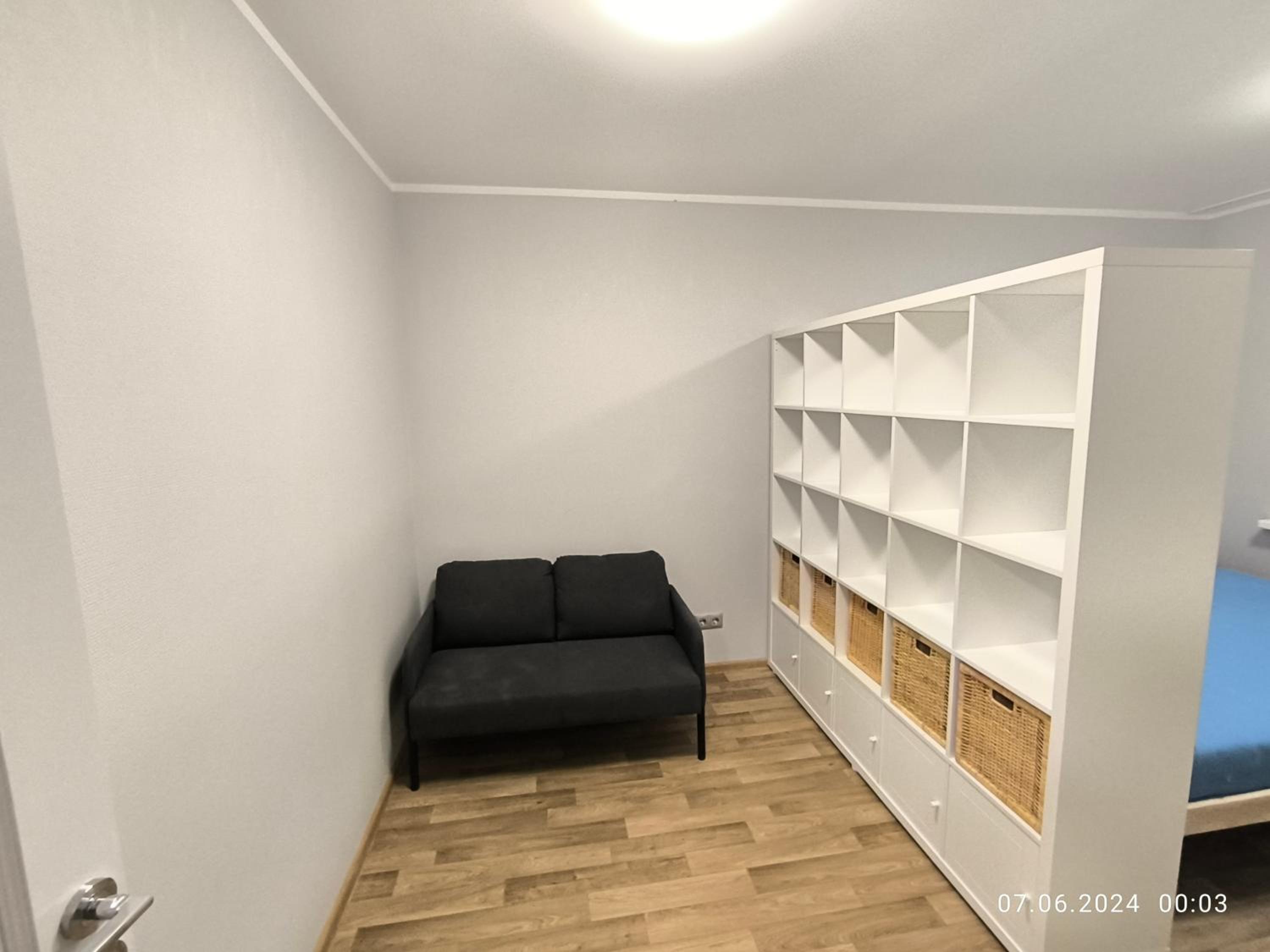 Vienistabas ērti mūsdienīgi un pilnīgi atjaunoti apartamenti