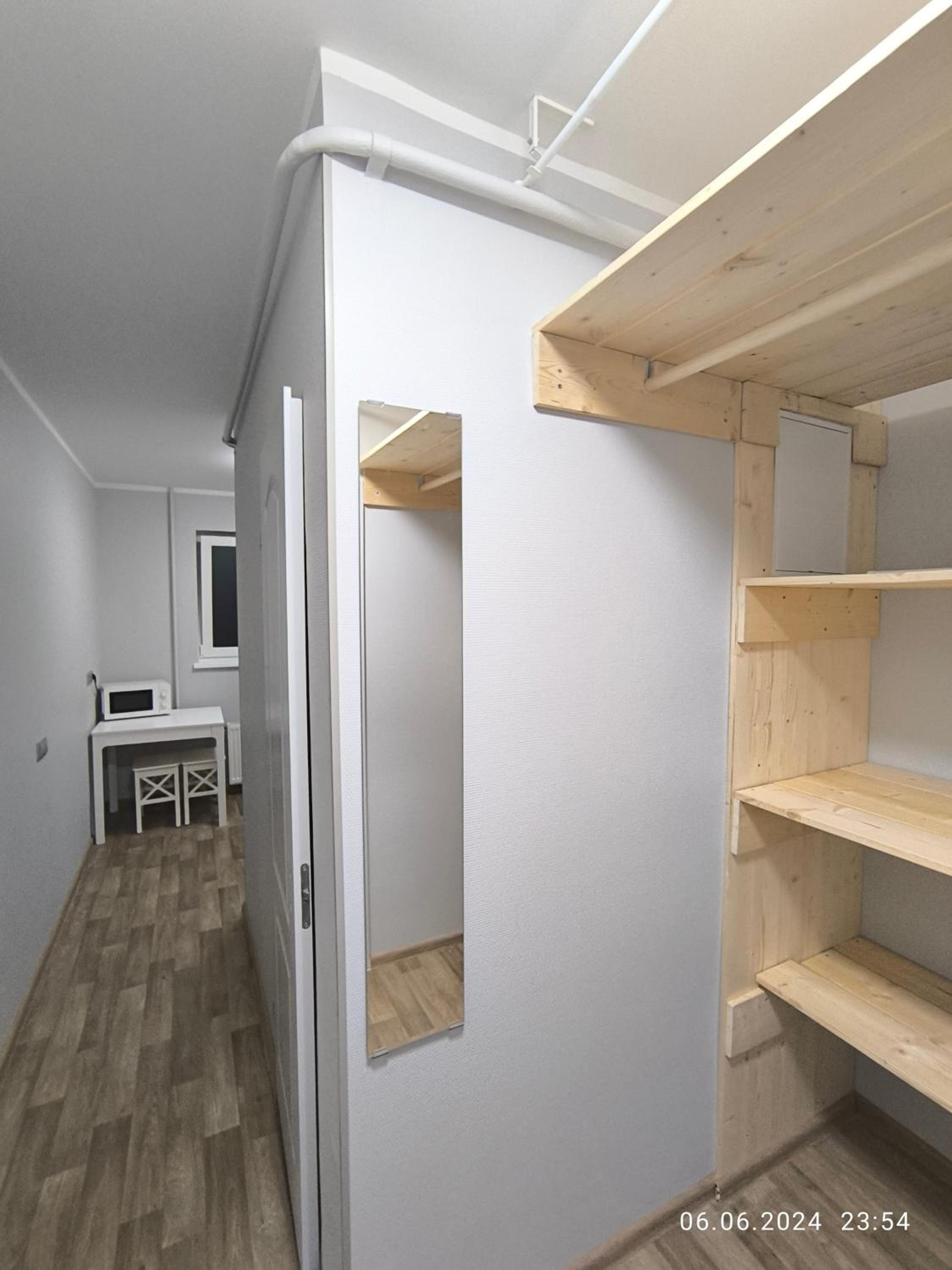 Vienistabas ērti mūsdienīgi un pilnīgi atjaunoti apartamenti