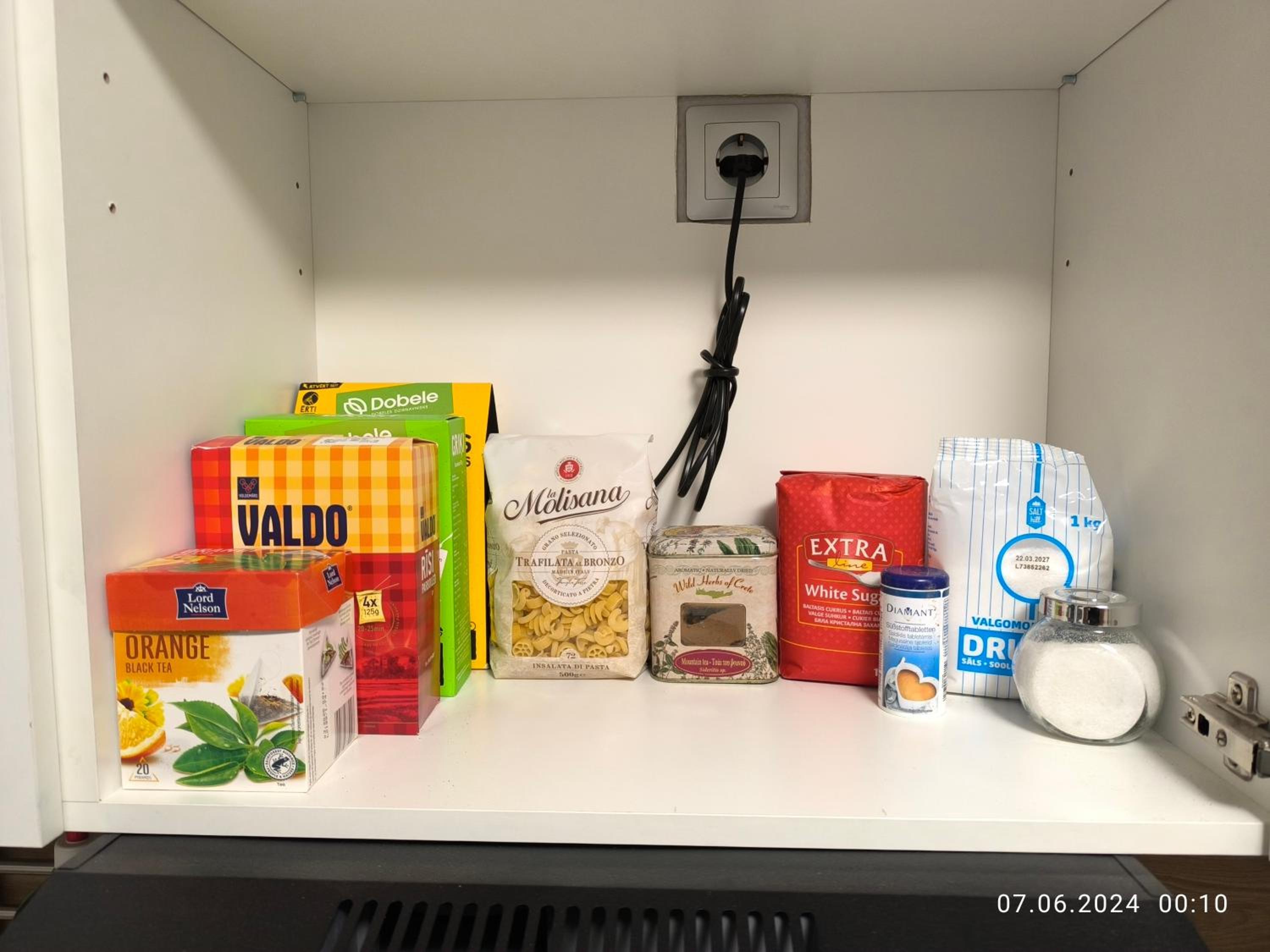 Vienistabas ērti mūsdienīgi un pilnīgi atjaunoti apartamenti