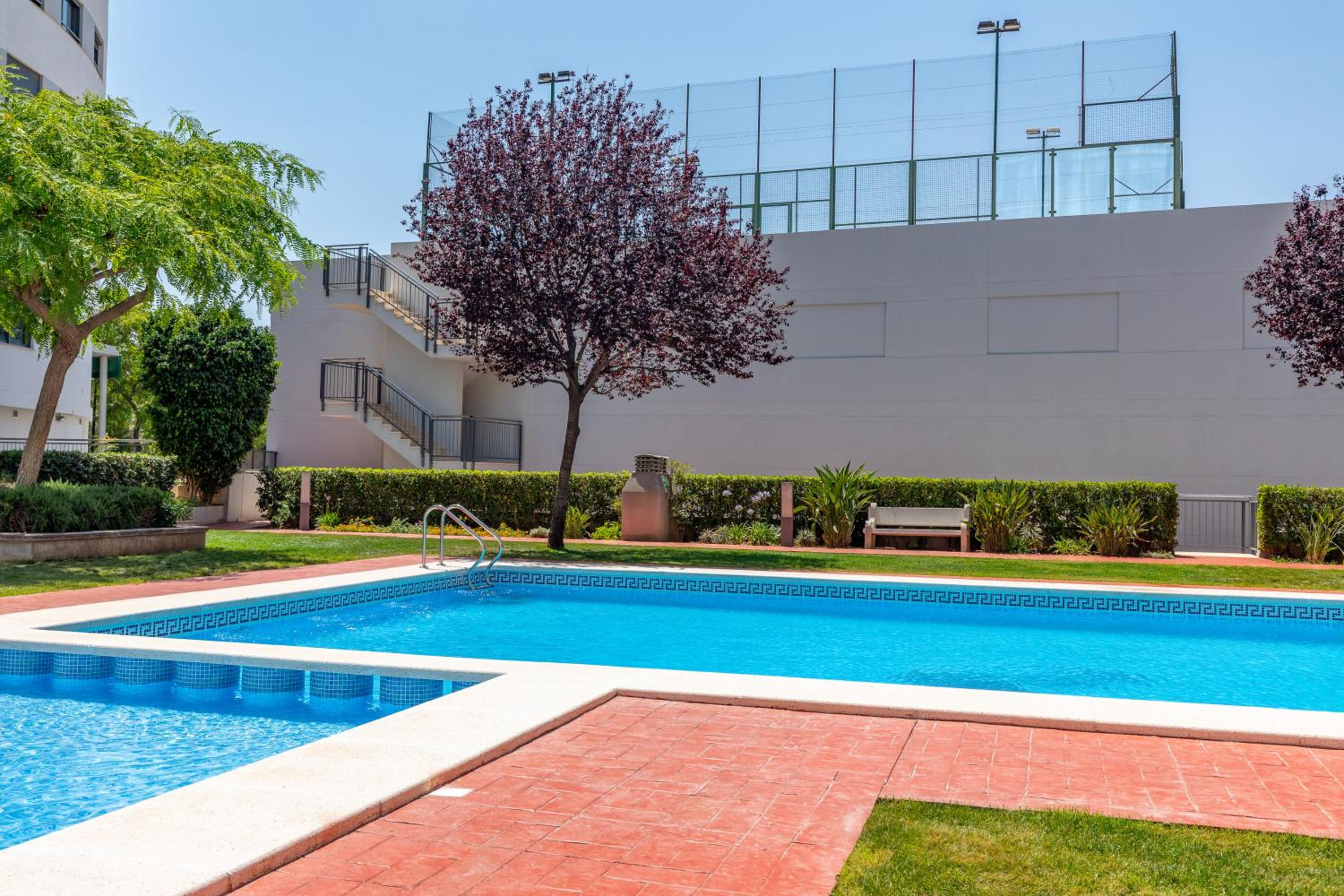 Calatrava by Alma Suites