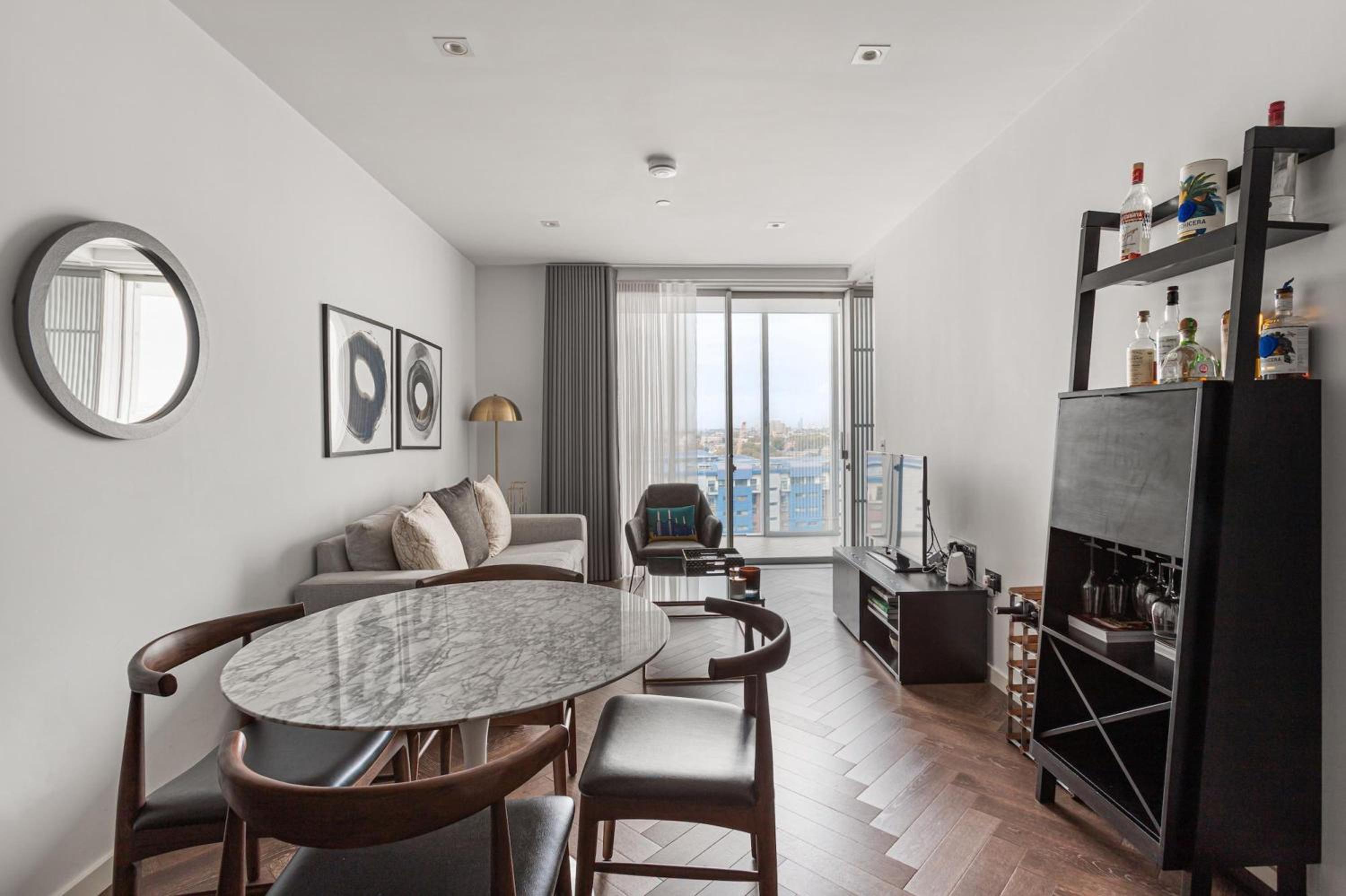 Battersea Power station flat with River views